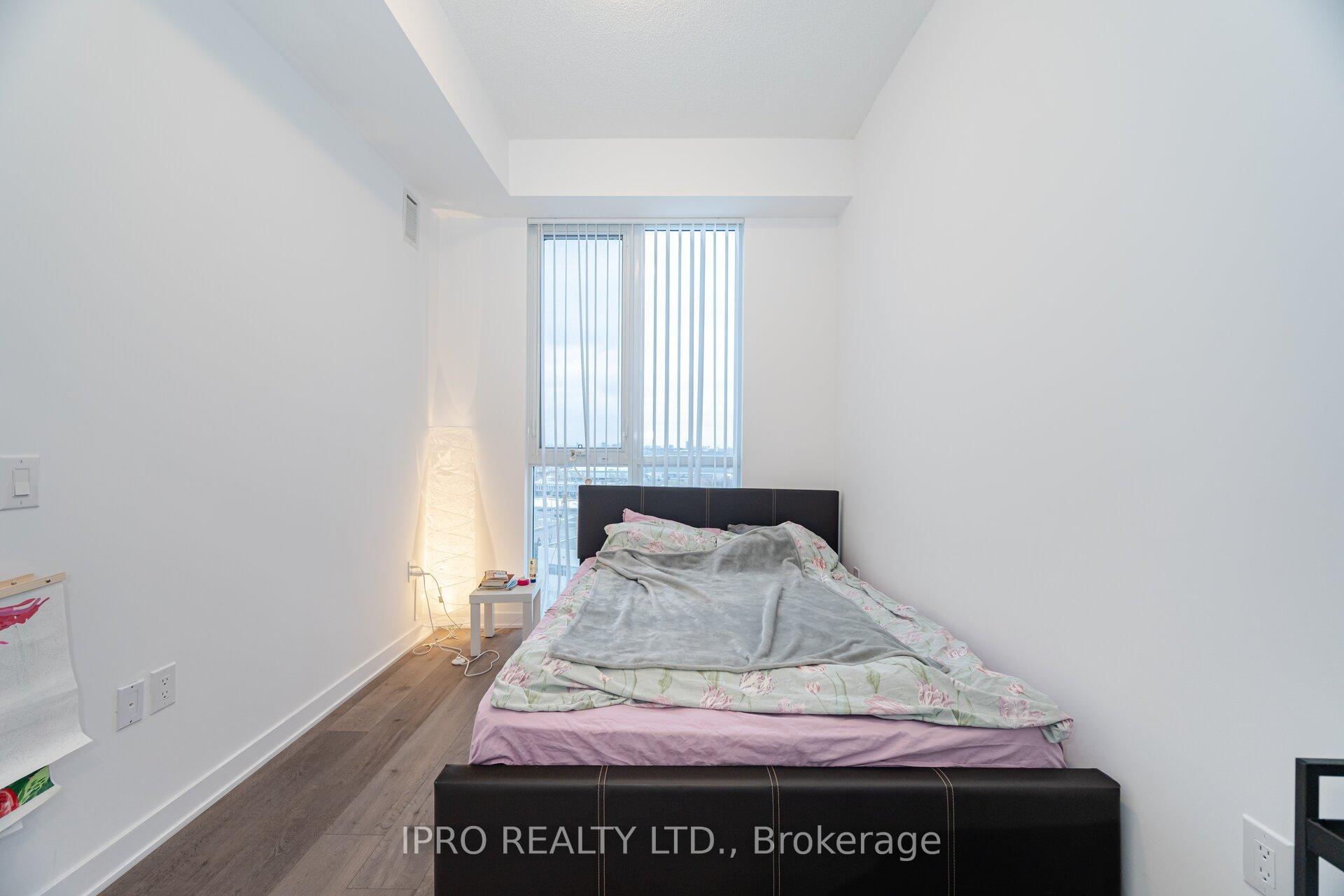 Photo 18 of Unit 911, 60 Honeycrisp Crescent, Vaughan, Vaughan Corporate Centre — HOMEH