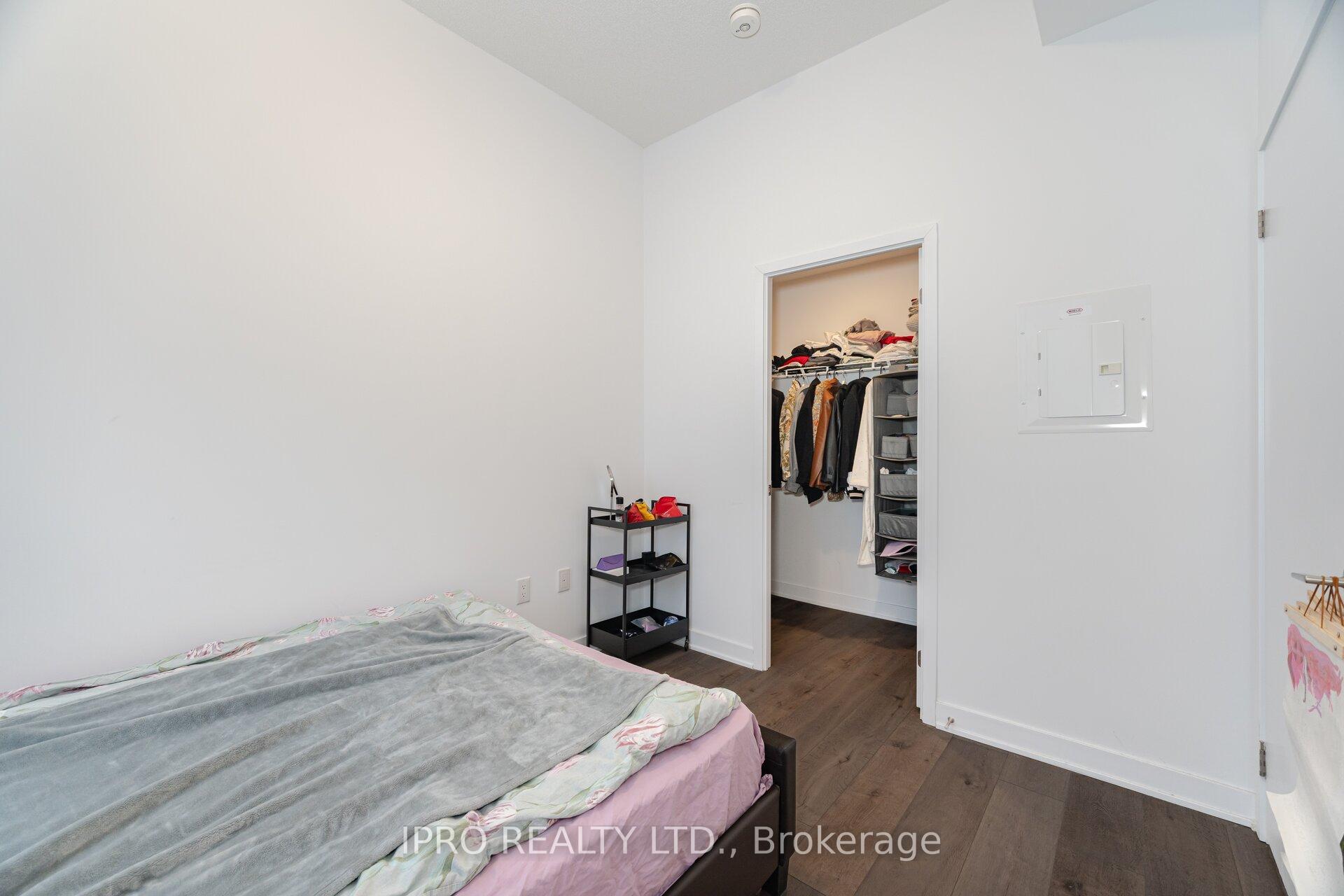 Photo 19 of Unit 911, 60 Honeycrisp Crescent, Vaughan, Vaughan Corporate Centre — HOMEH