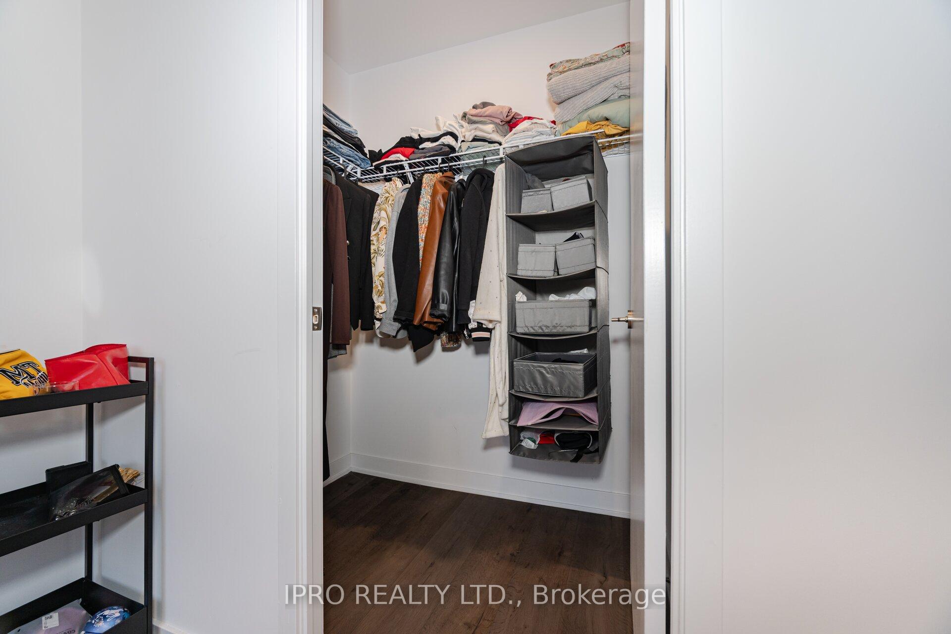 Photo 20 of Unit 911, 60 Honeycrisp Crescent, Vaughan, Vaughan Corporate Centre — HOMEH