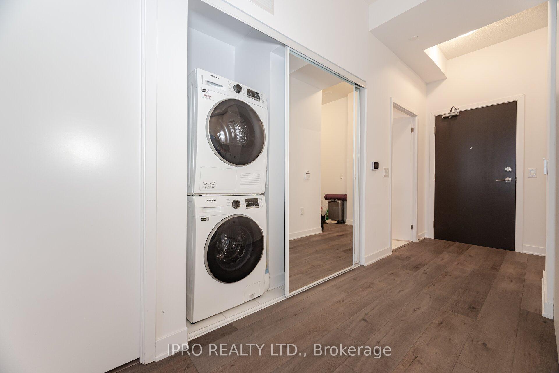 Photo 22 of Unit 911, 60 Honeycrisp Crescent, Vaughan, Vaughan Corporate Centre — HOMEH