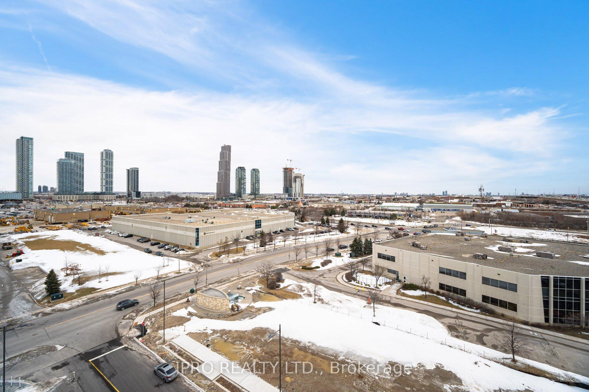 Photo 26 of Unit 911, 60 Honeycrisp Crescent, Vaughan, Vaughan Corporate Centre — HOMEH