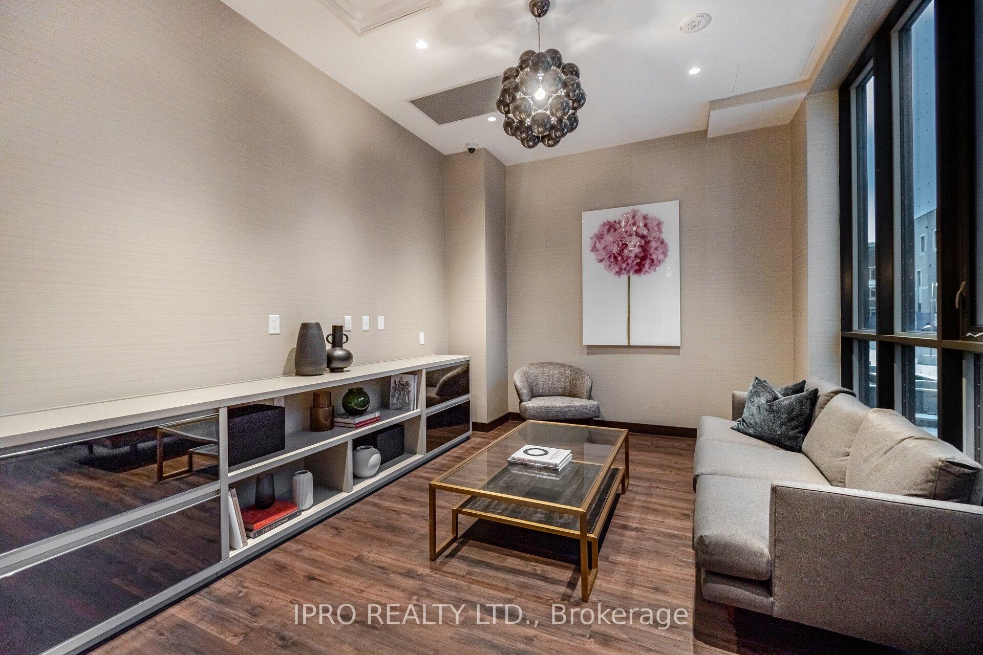 Photo 30 of Unit 911, 60 Honeycrisp Crescent, Vaughan, Vaughan Corporate Centre — HOMEH