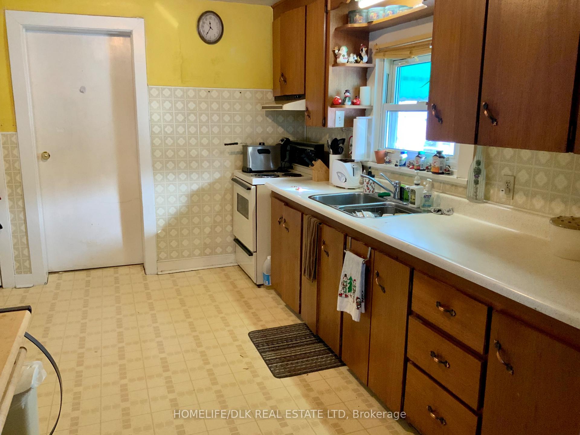 Photo 22 of 706 Benson Street, Edwardsburgh/Cardinal, Town of Cardinal — HOMEH