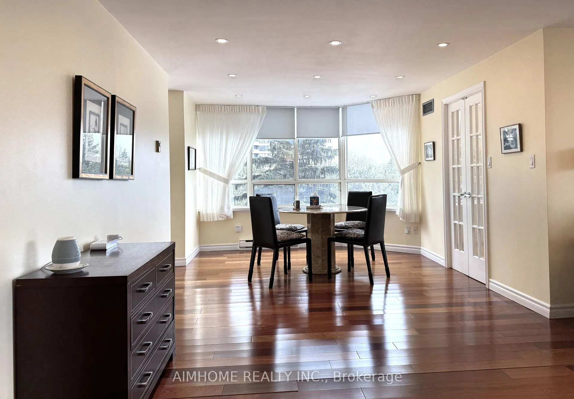 Photo 6 of Unit 404, 175 Bamburgh Circle, Scarborough, Steeles — HOMEH