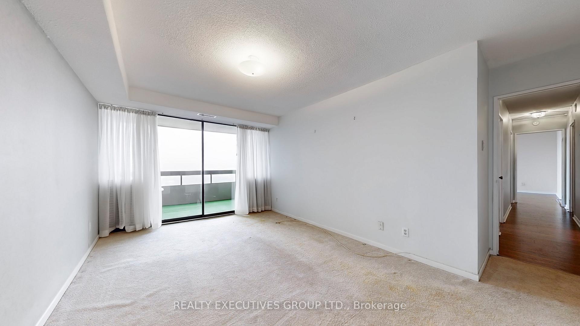 Photo 15 of Unit 1807, 8111 Yonge Street, Markham, Royal Orchard — HOMEH