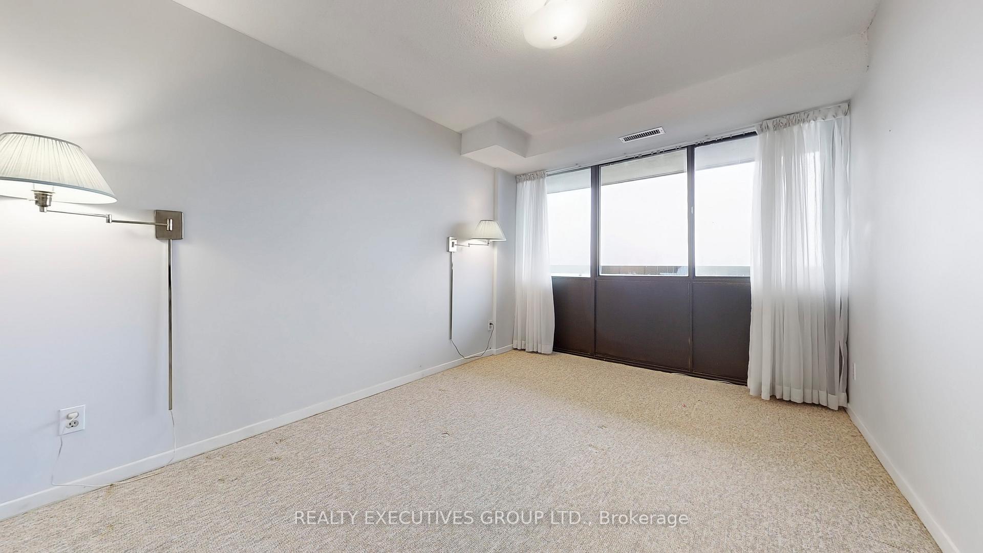 Photo 21 of Unit 1807, 8111 Yonge Street, Markham, Royal Orchard — HOMEH