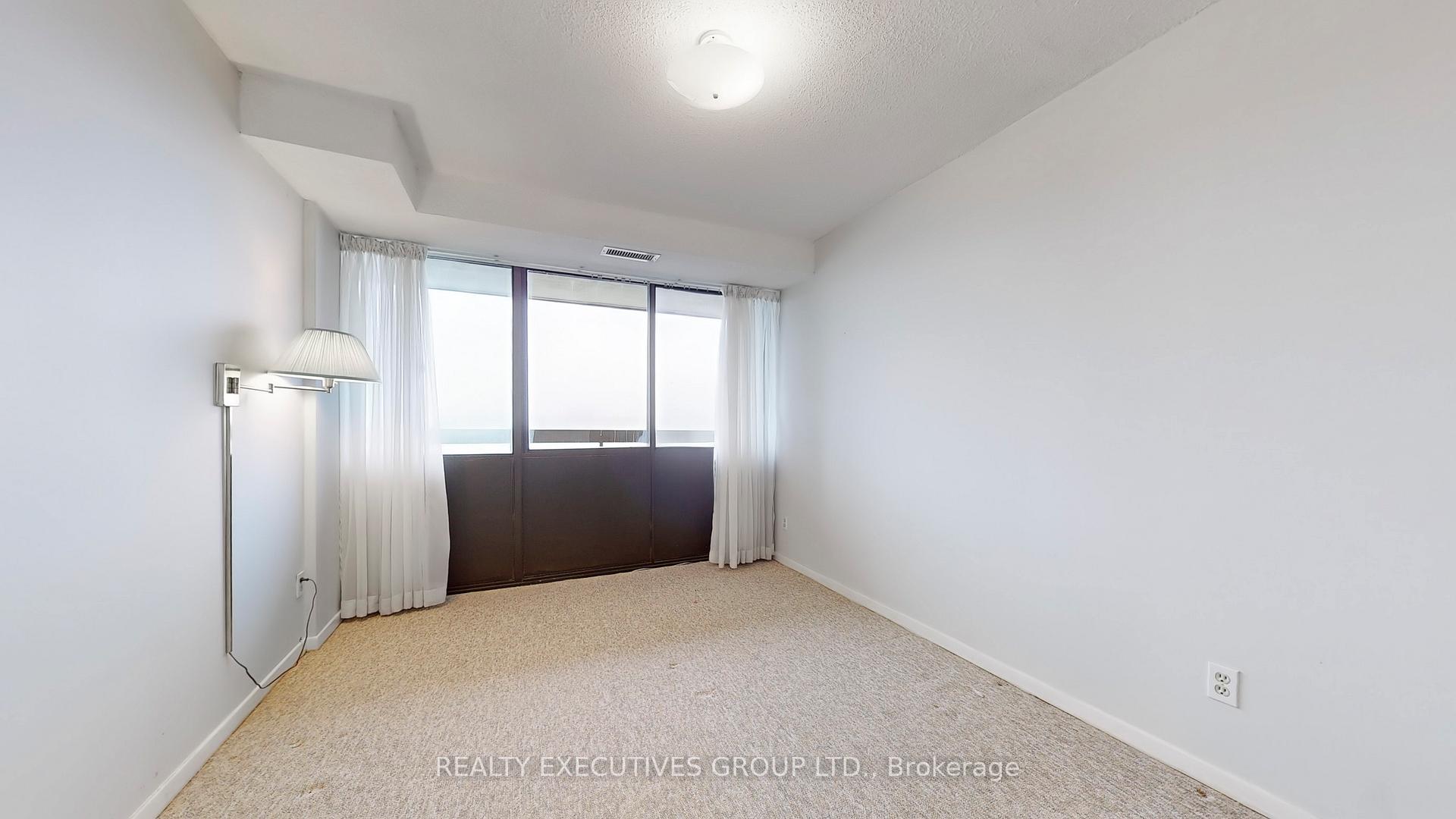 Photo 22 of Unit 1807, 8111 Yonge Street, Markham, Royal Orchard — HOMEH