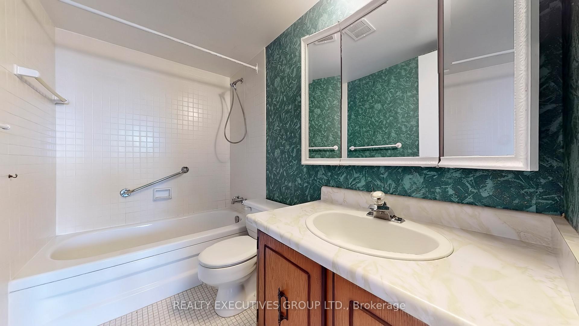Photo 24 of Unit 1807, 8111 Yonge Street, Markham, Royal Orchard — HOMEH