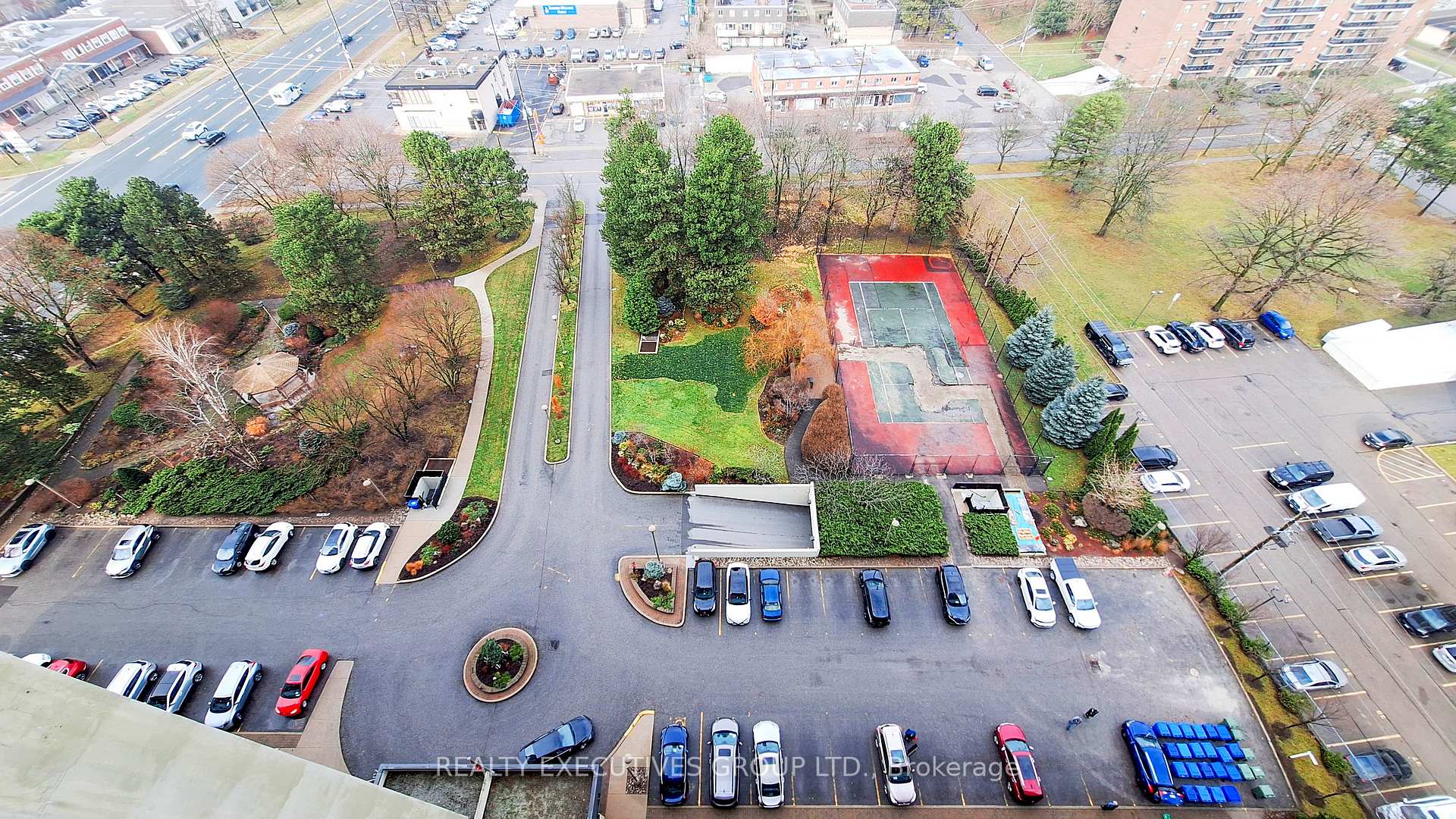 Photo 31 of Unit 1807, 8111 Yonge Street, Markham, Royal Orchard — HOMEH