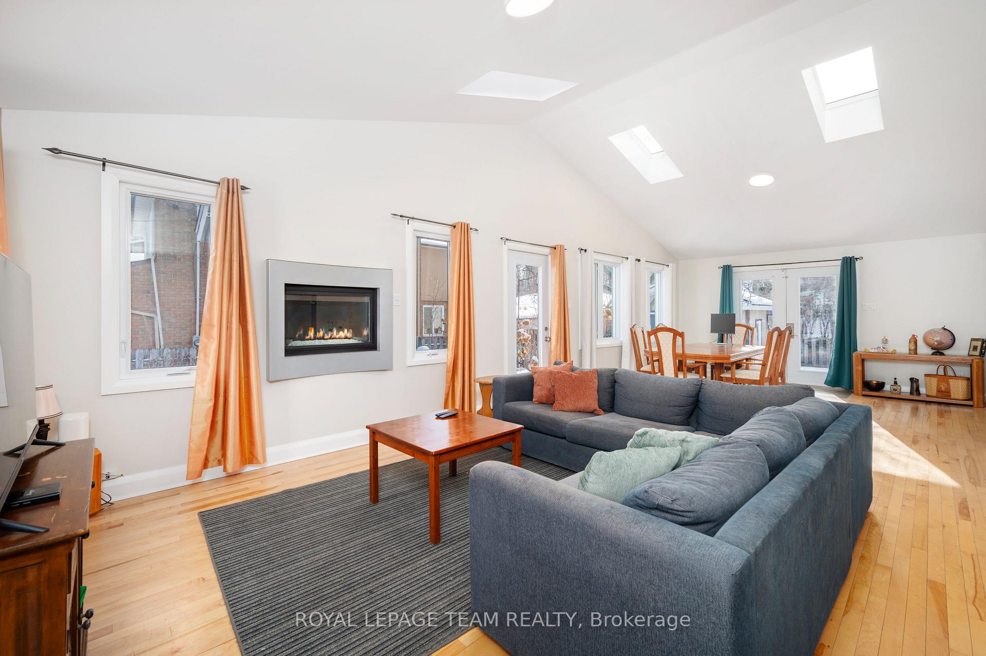 Photo 9 of 1142 Thibault Street, Ottawa, Cyrville — HOMEH