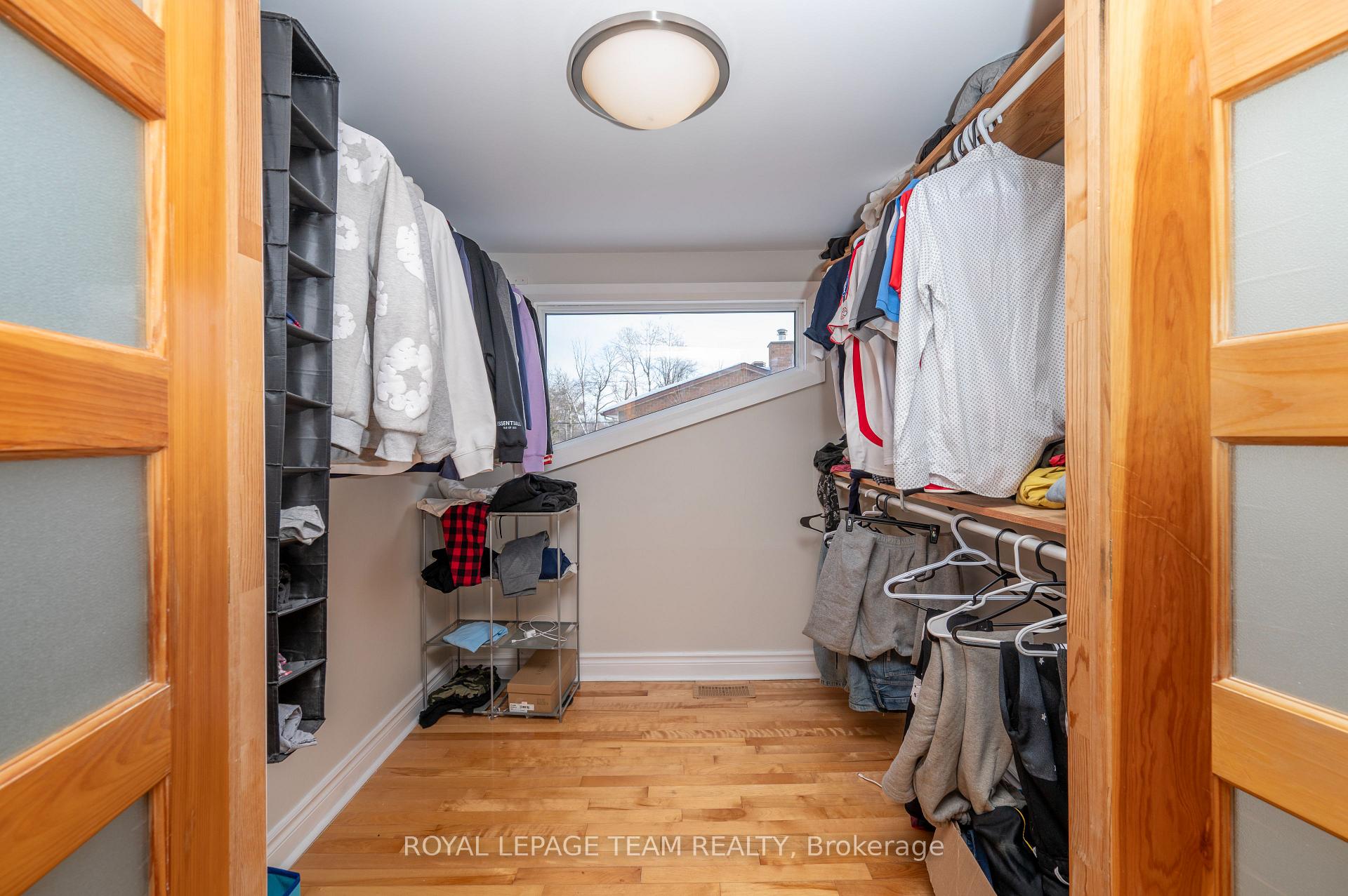 Photo 24 of 1142 Thibault Street, Ottawa, Cyrville — HOMEH