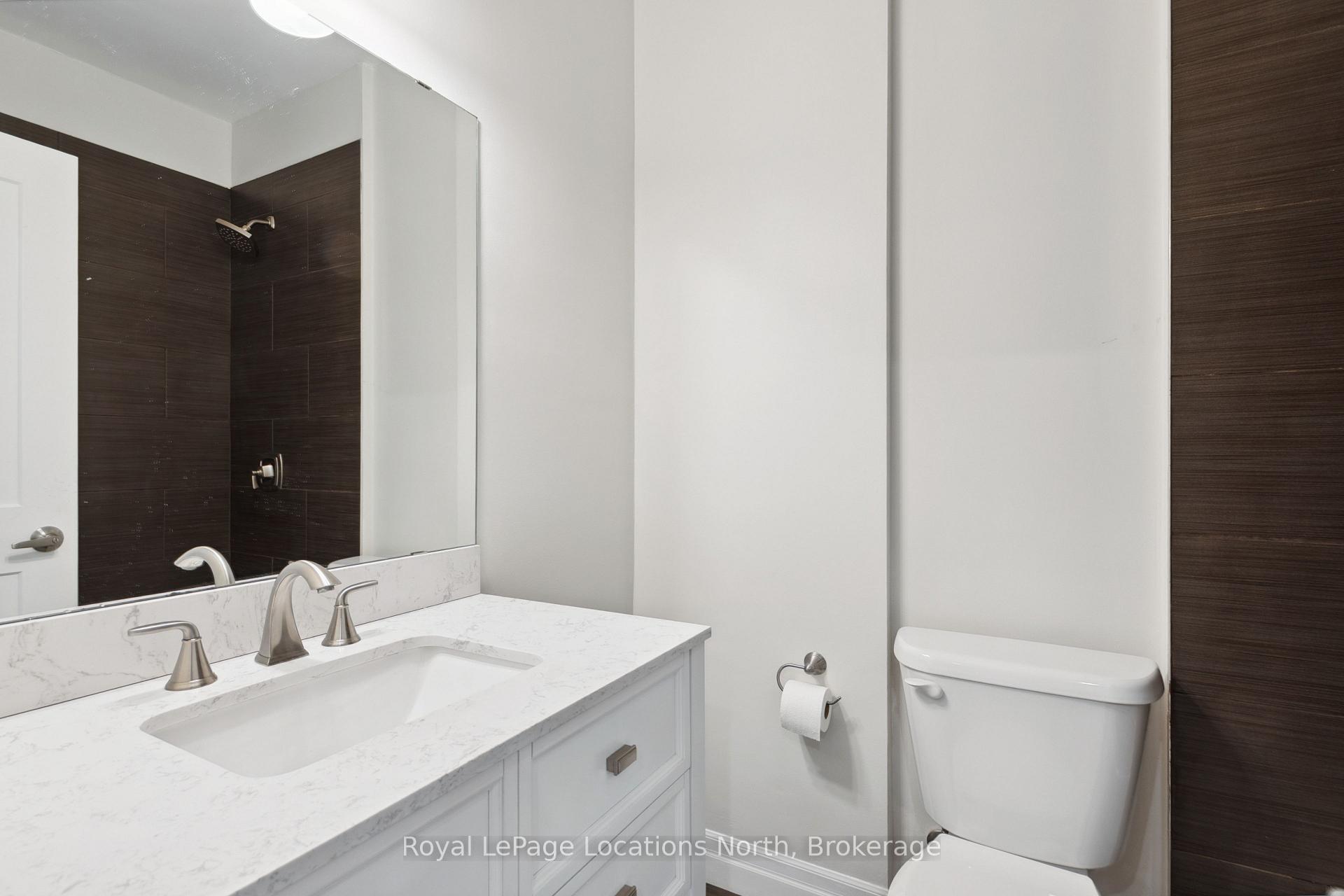 Photo 18 of 39 Julia Crescent, Midland — HOMEH