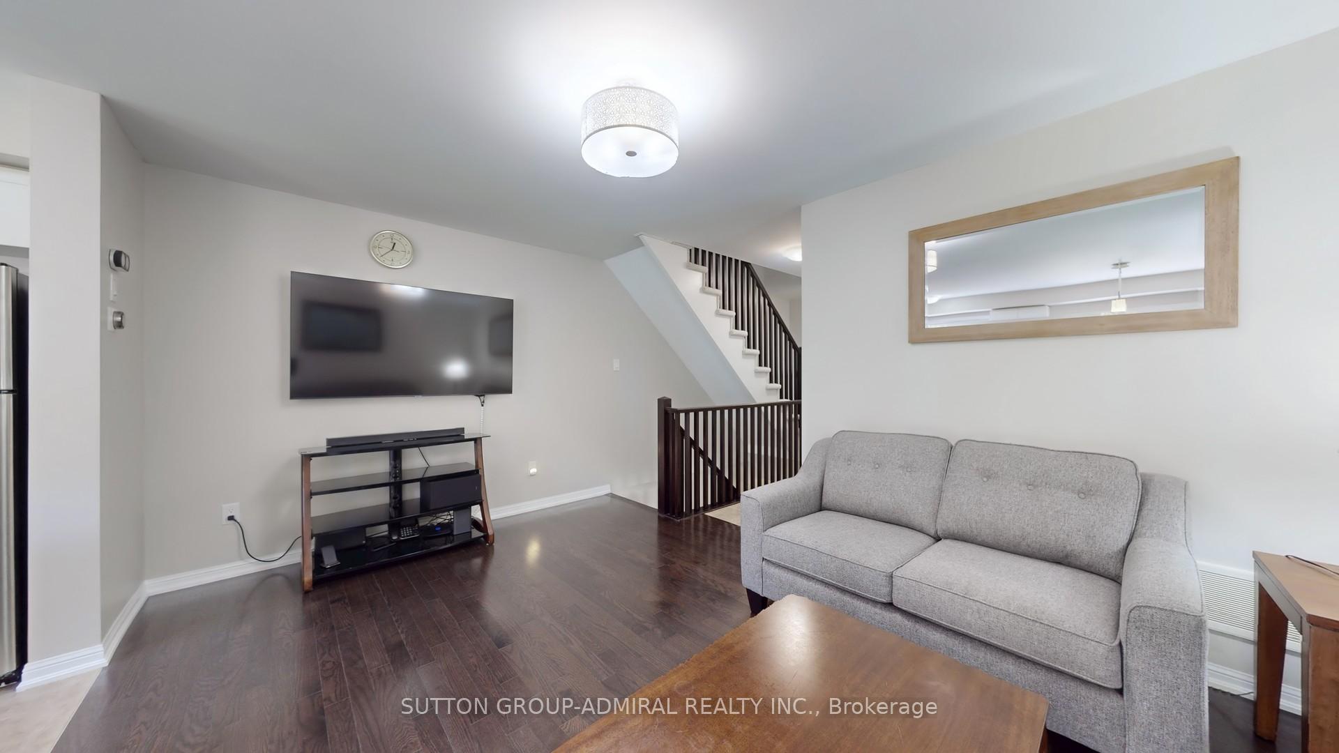 Photo 8 of 46 Edwin Pearson Street, Aurora, Bayview Northeast — HOMEH