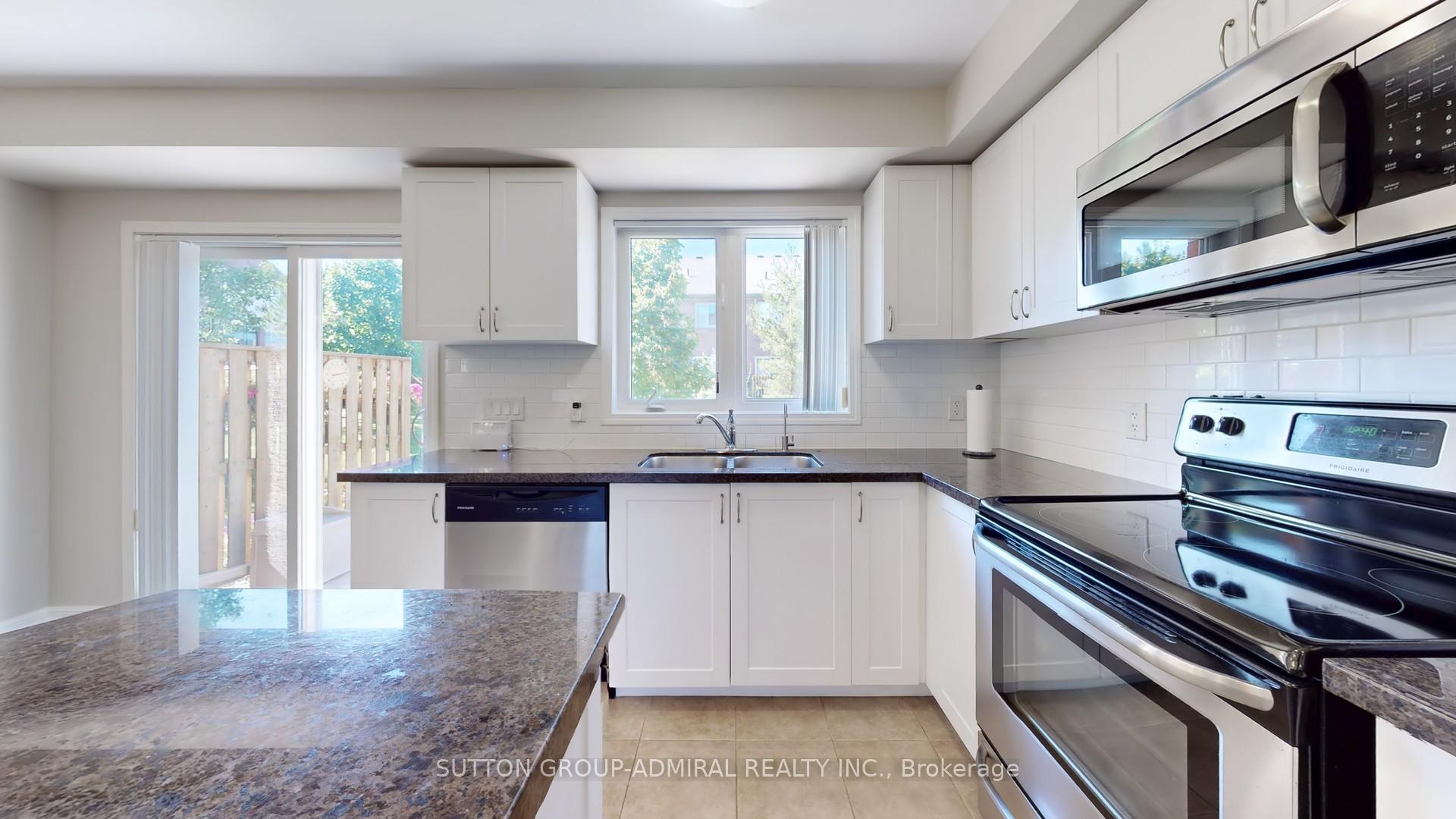 Photo 16 of 46 Edwin Pearson Street, Aurora, Bayview Northeast — HOMEH