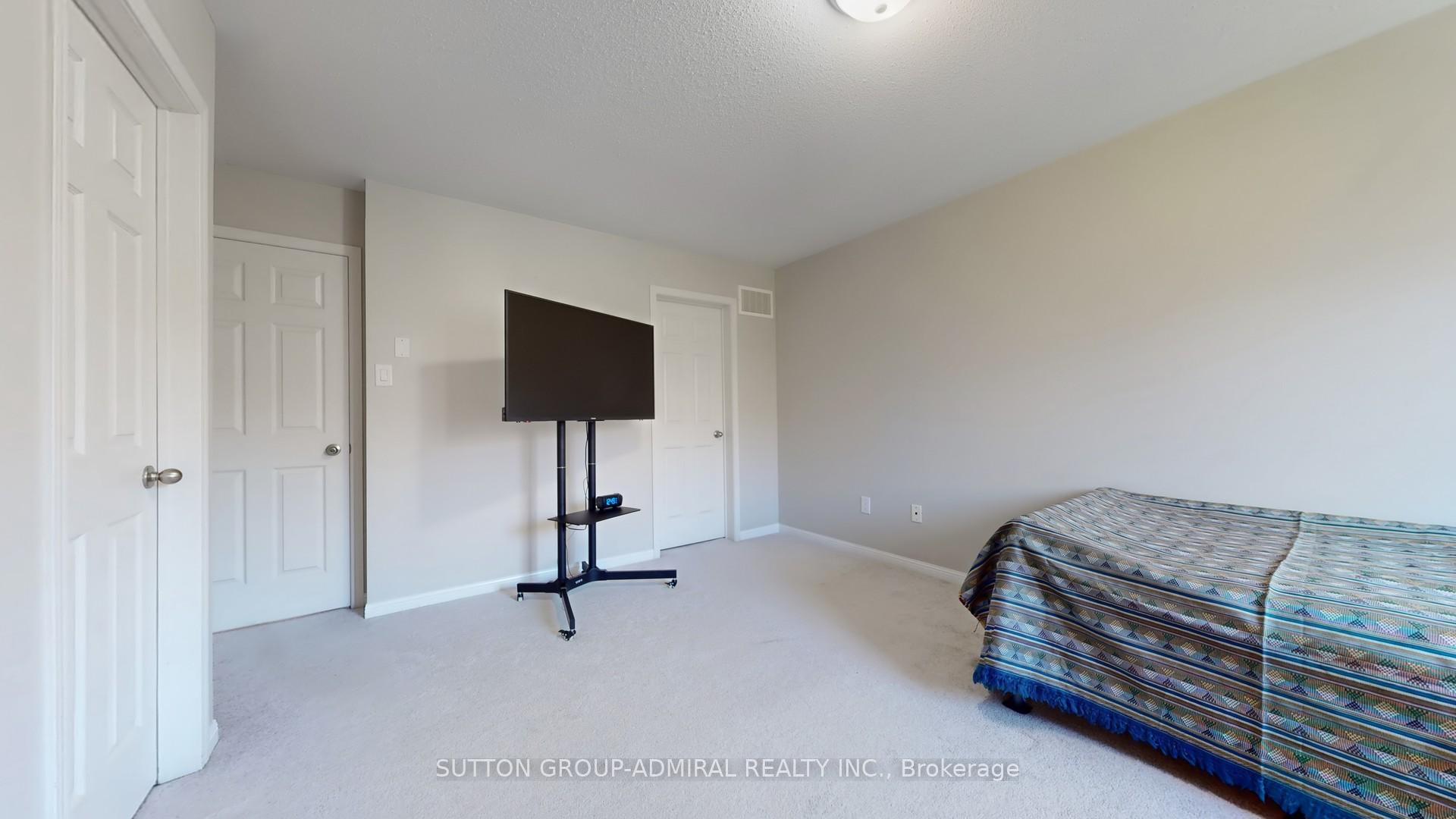 Photo 23 of 46 Edwin Pearson Street, Aurora, Bayview Northeast — HOMEH