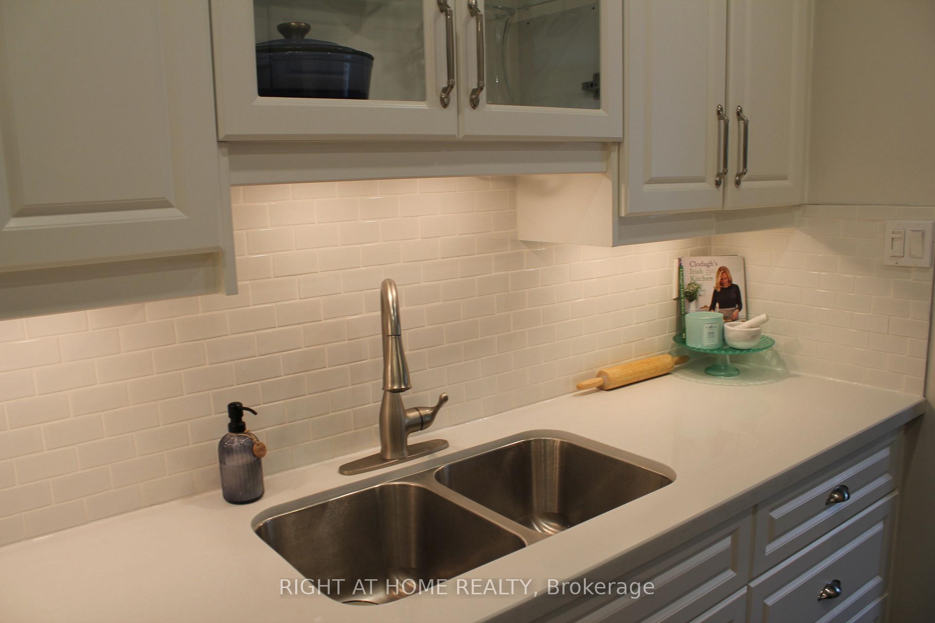Photo 7 of Unit 2, 221 Ormond Drive, Oshawa, Samac — HOMEH