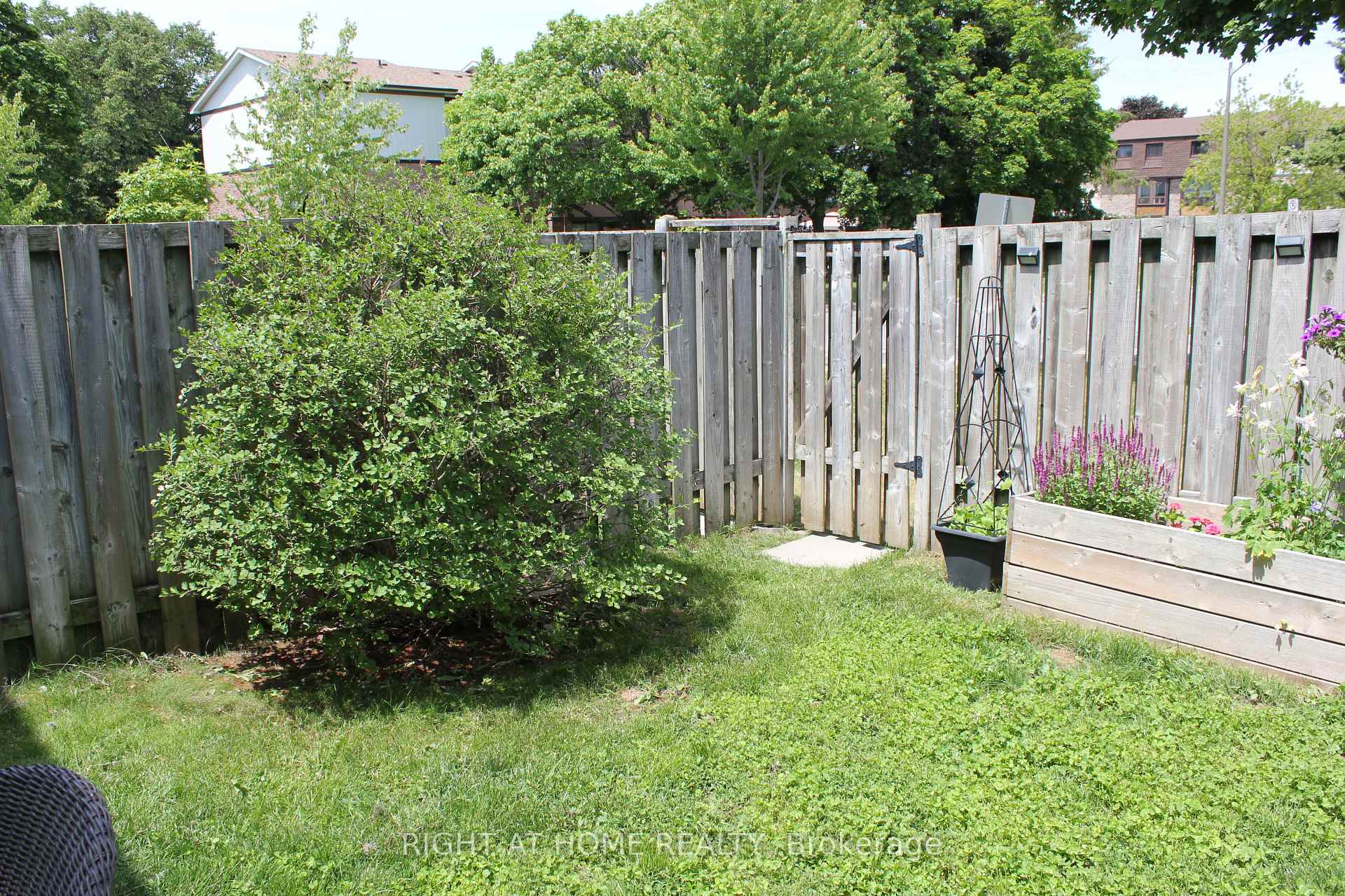 Photo 36 of Unit 2, 221 Ormond Drive, Oshawa, Samac — HOMEH