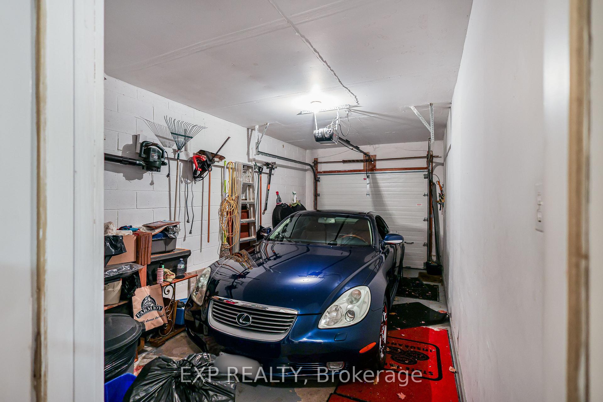 Photo 9 of Unit 17, 52 Postoaks Drive, Hamilton, Twenty Place — HOMEH