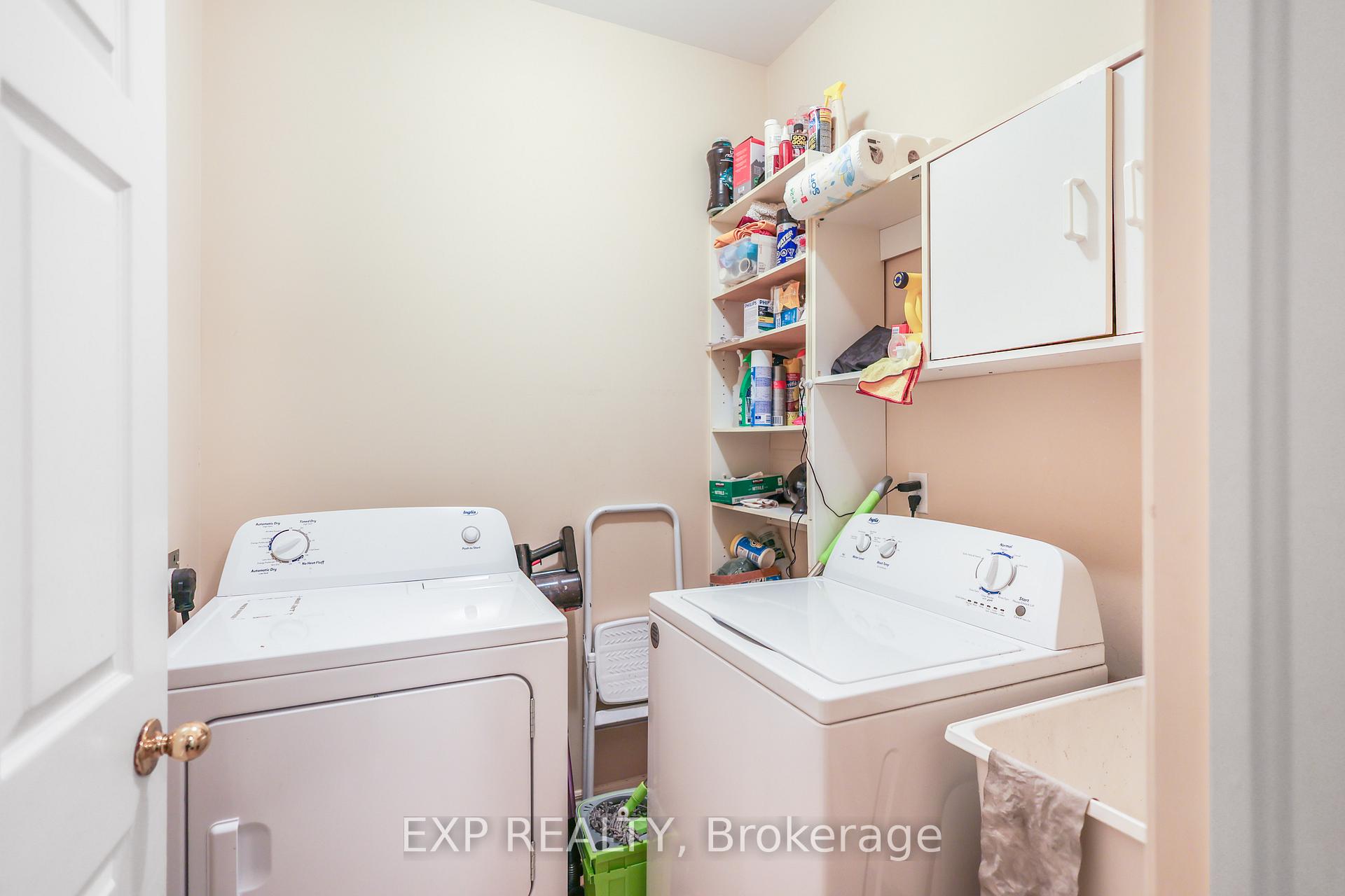Photo 10 of Unit 17, 52 Postoaks Drive, Hamilton, Twenty Place — HOMEH