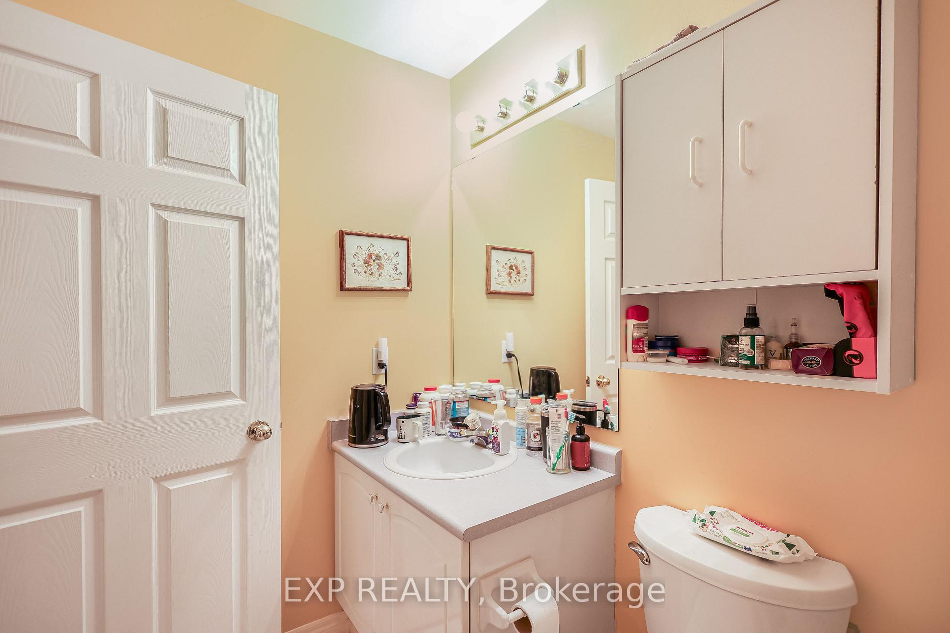 Photo 16 of Unit 17, 52 Postoaks Drive, Hamilton, Twenty Place — HOMEH