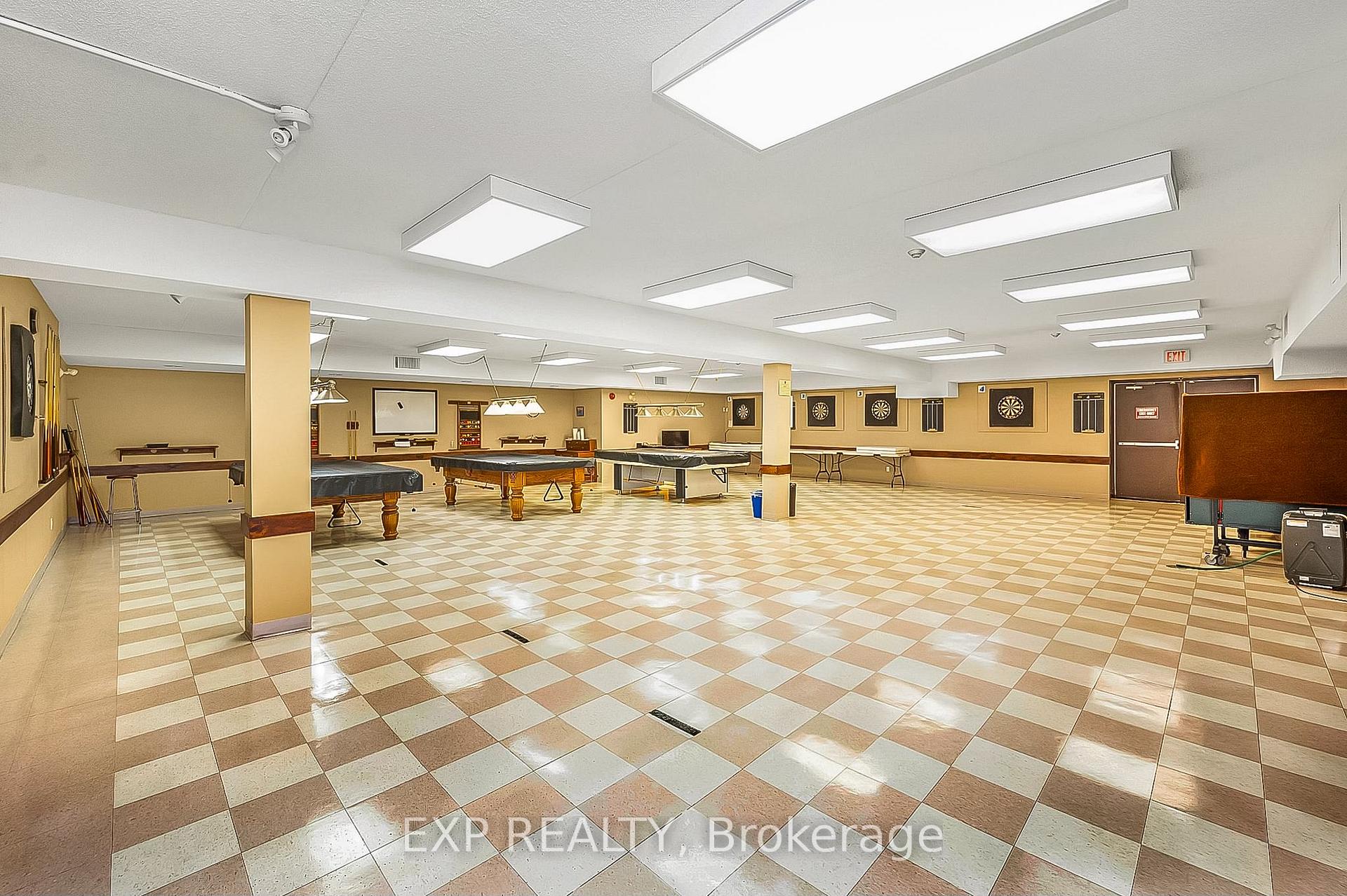 Photo 37 of Unit 17, 52 Postoaks Drive, Hamilton, Twenty Place — HOMEH