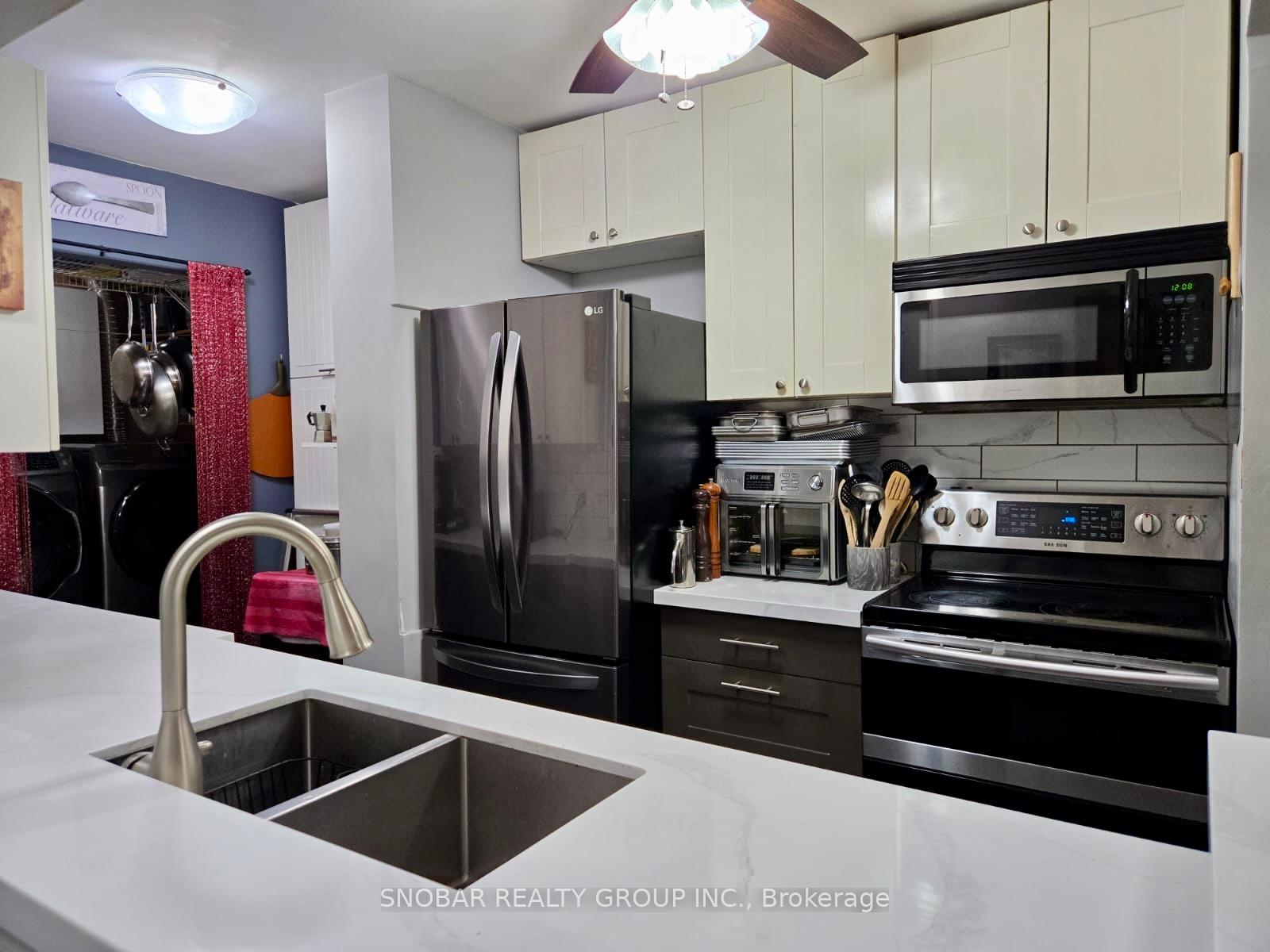 Photo 5 of Unit 1615, 370 Dixon Road, Etobicoke, Kingsview Village-The Westway — HOMEH