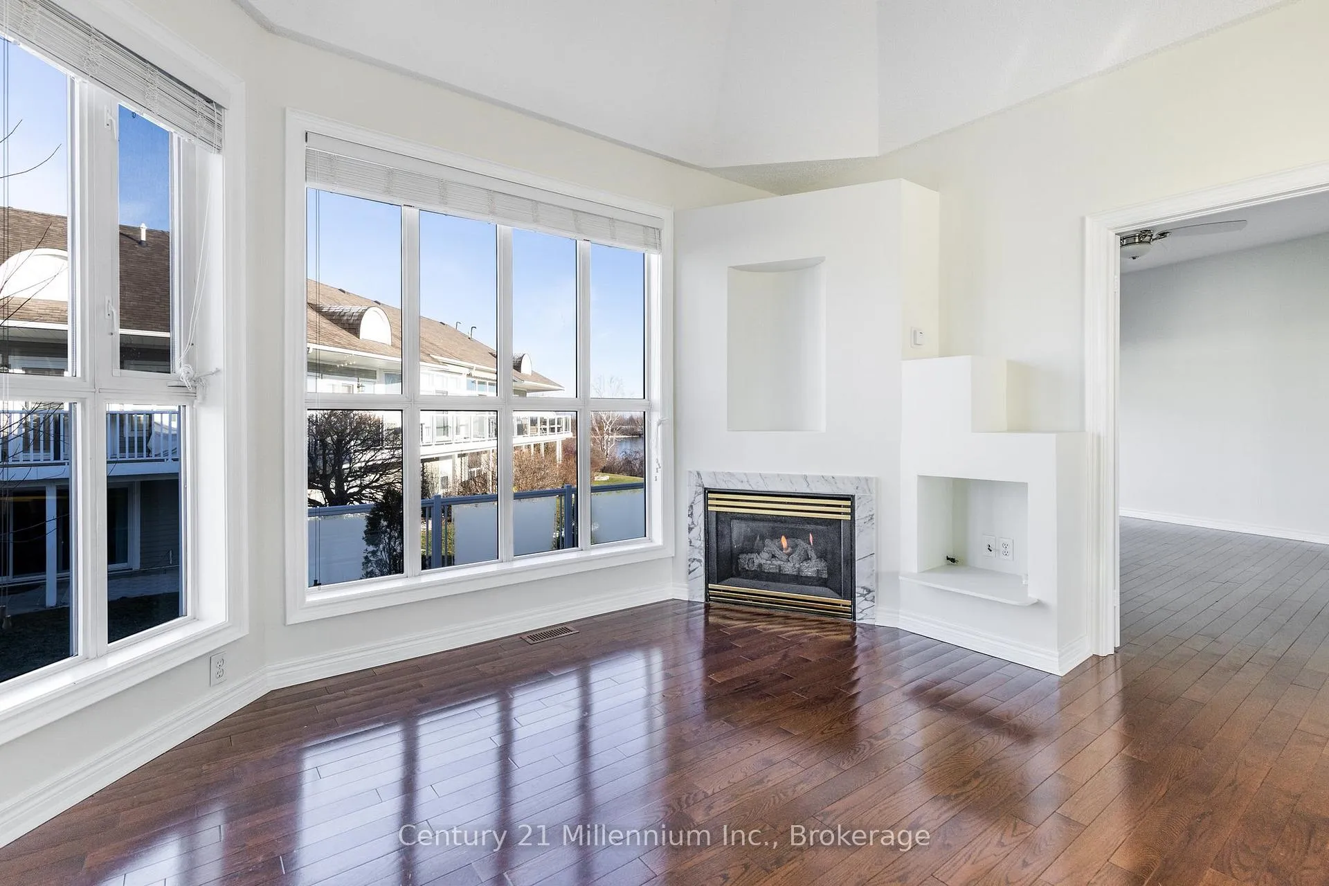 Photo 7 of 15 Cranberry Quay, Collingwood — HOMEH