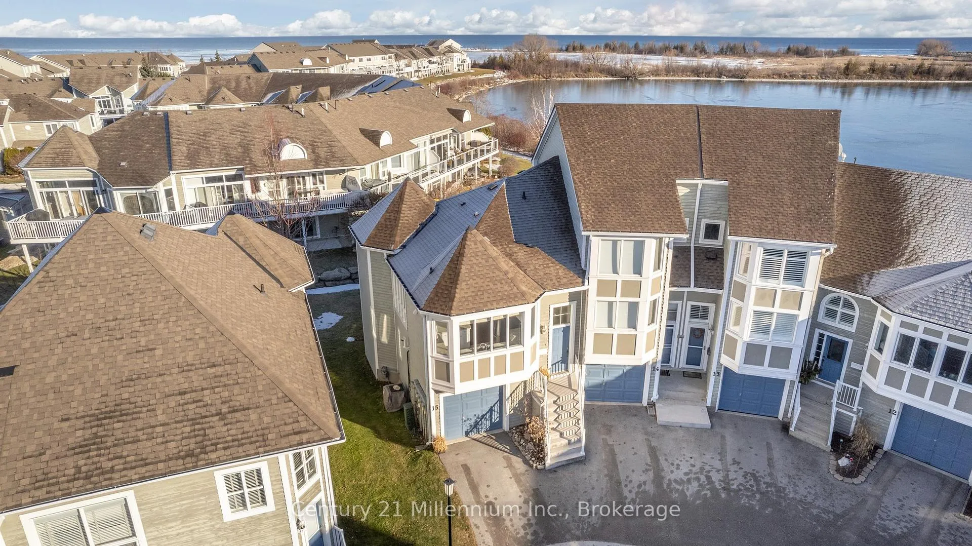 Photo 22 of 15 Cranberry Quay, Collingwood — HOMEH