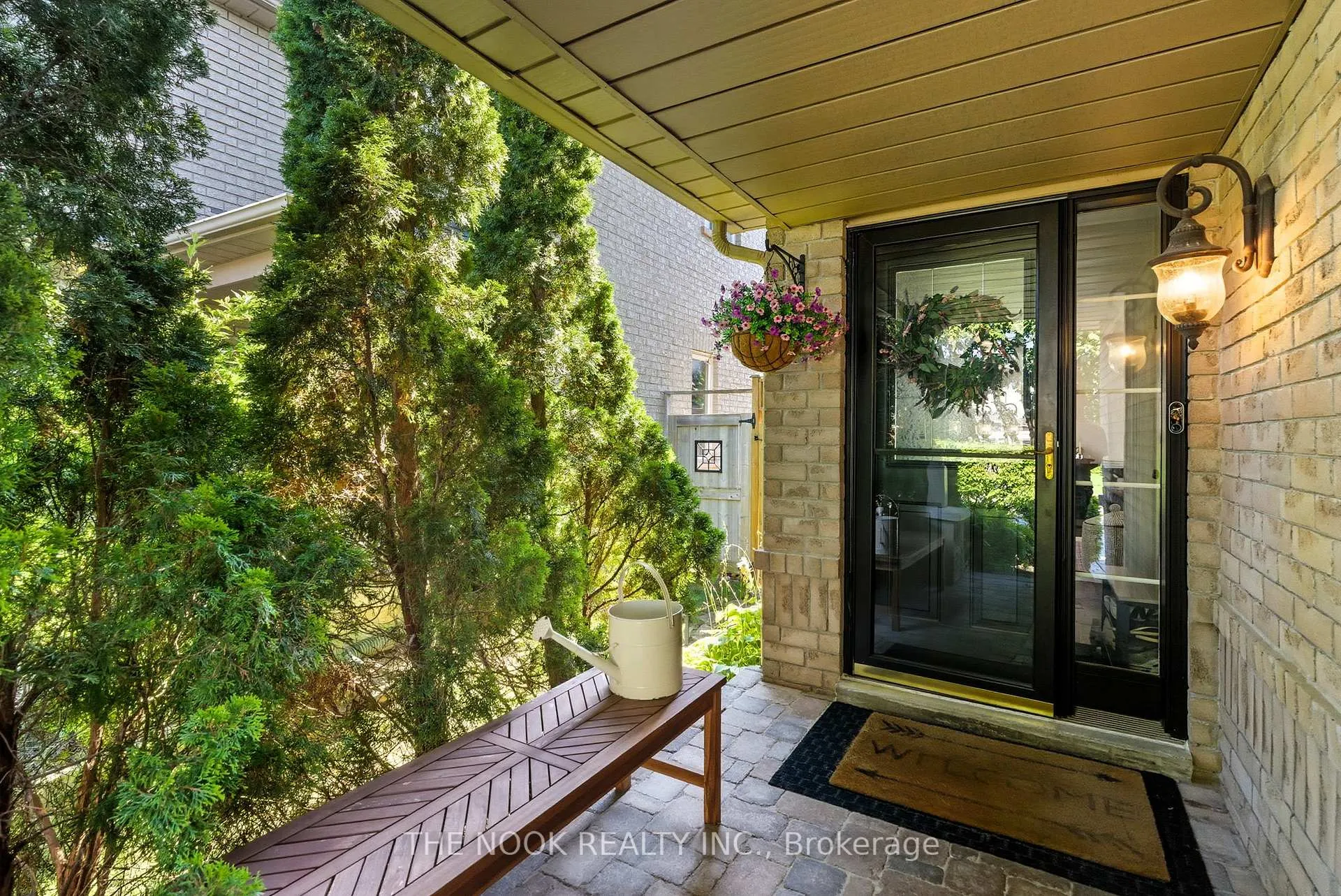 Photo 4 of 89 Huntington Crescent, Clarington, Courtice — HOMEH