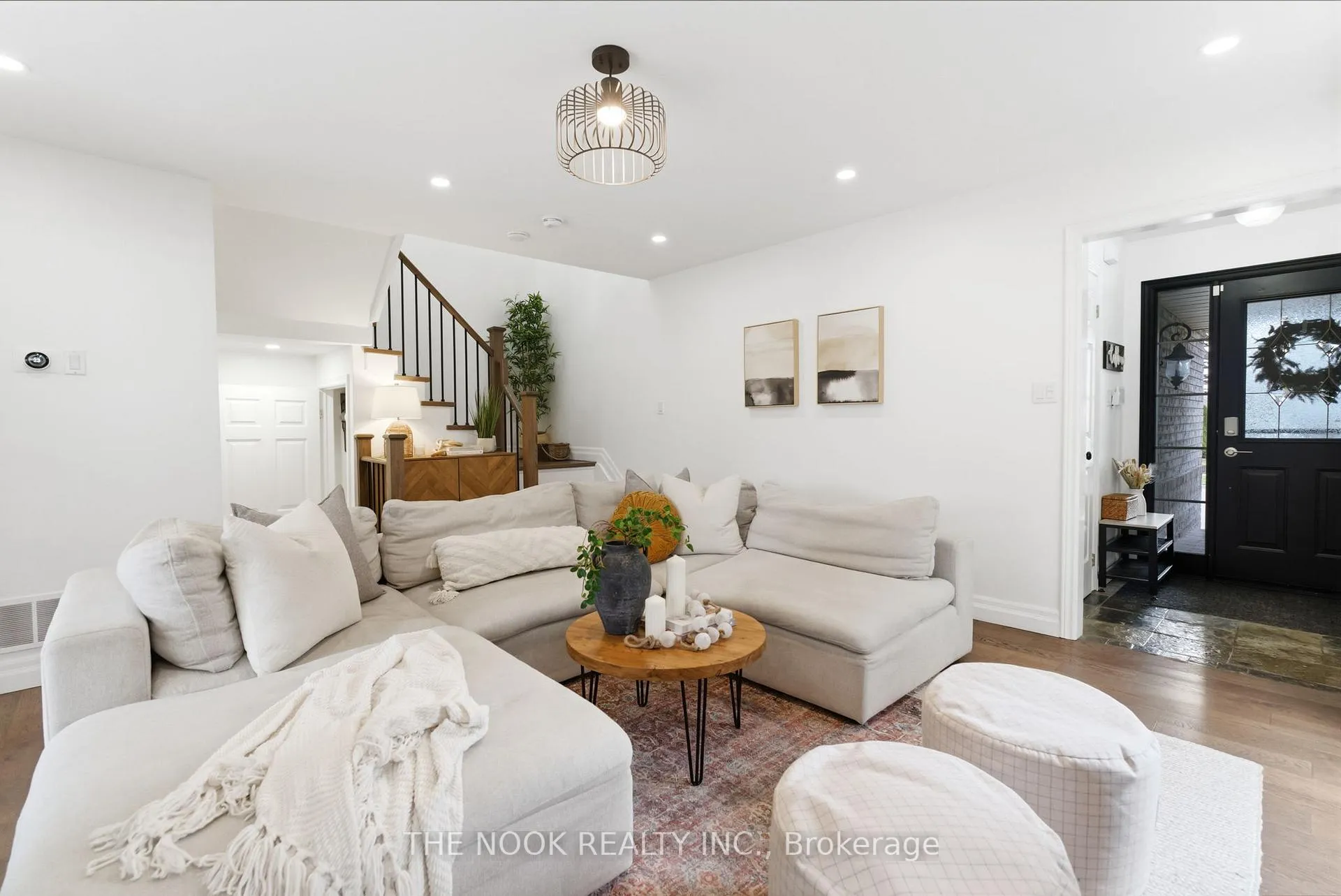 Photo 10 of 89 Huntington Crescent, Clarington, Courtice — HOMEH