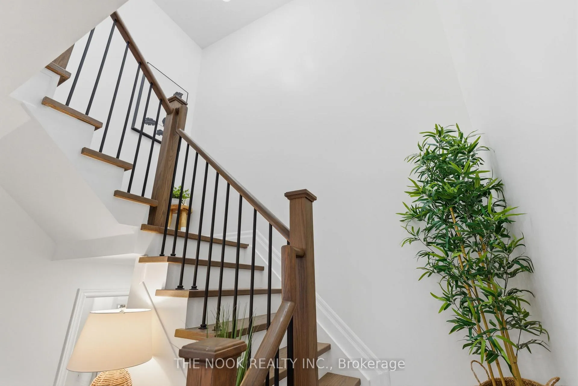 Photo 16 of 89 Huntington Crescent, Clarington, Courtice — HOMEH