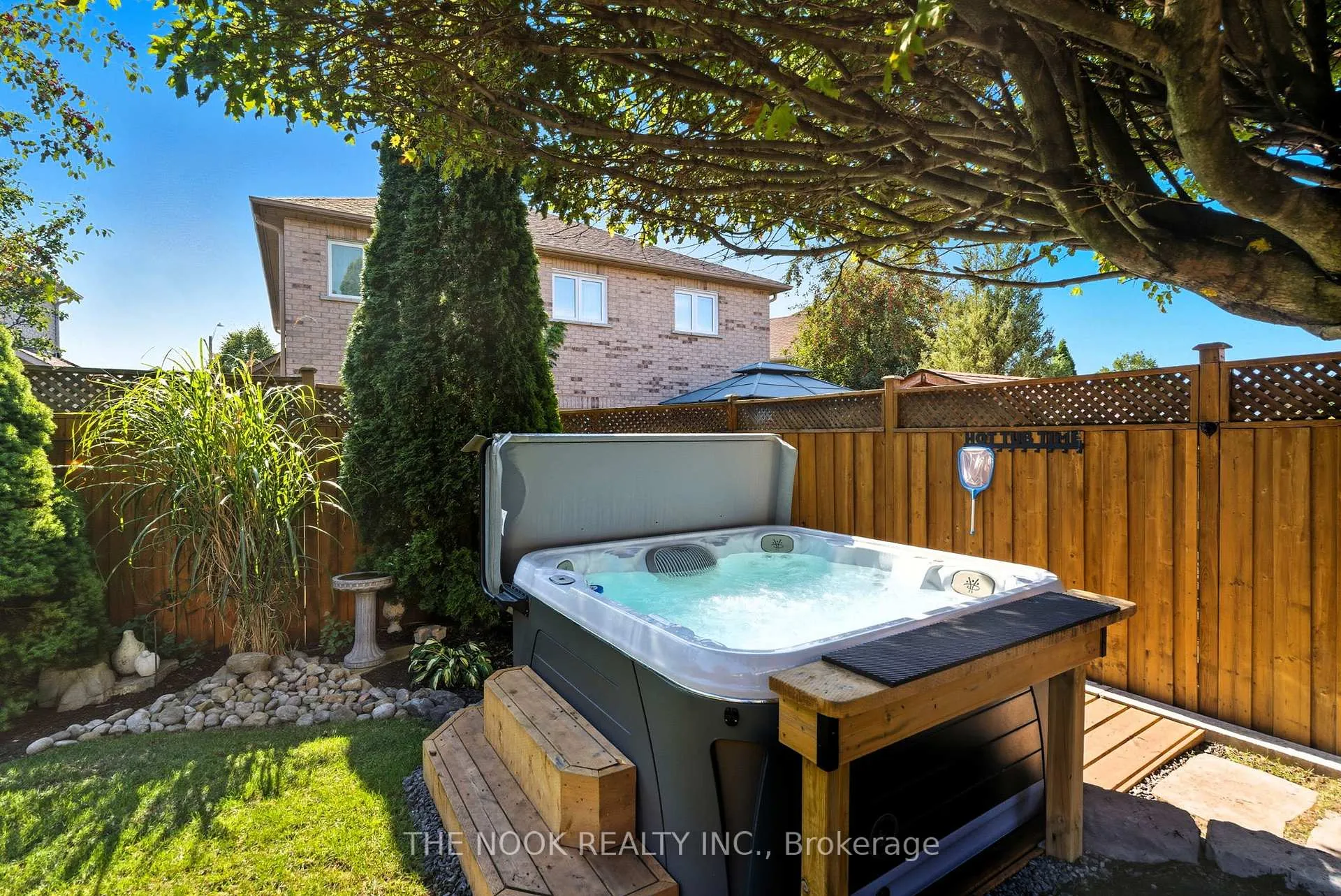 Photo 33 of 89 Huntington Crescent, Clarington, Courtice — HOMEH