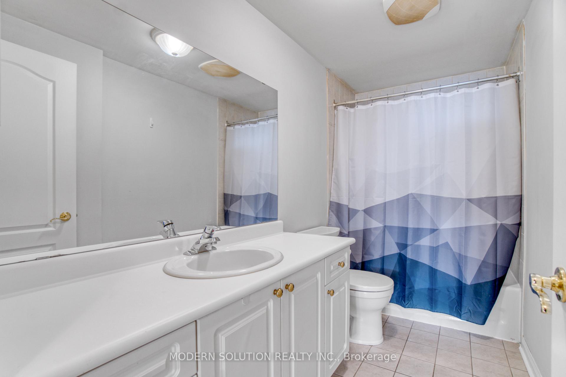 Photo 20 of Unit 111, 2506 Rutherford Road, Vaughan, Maple — HOMEH