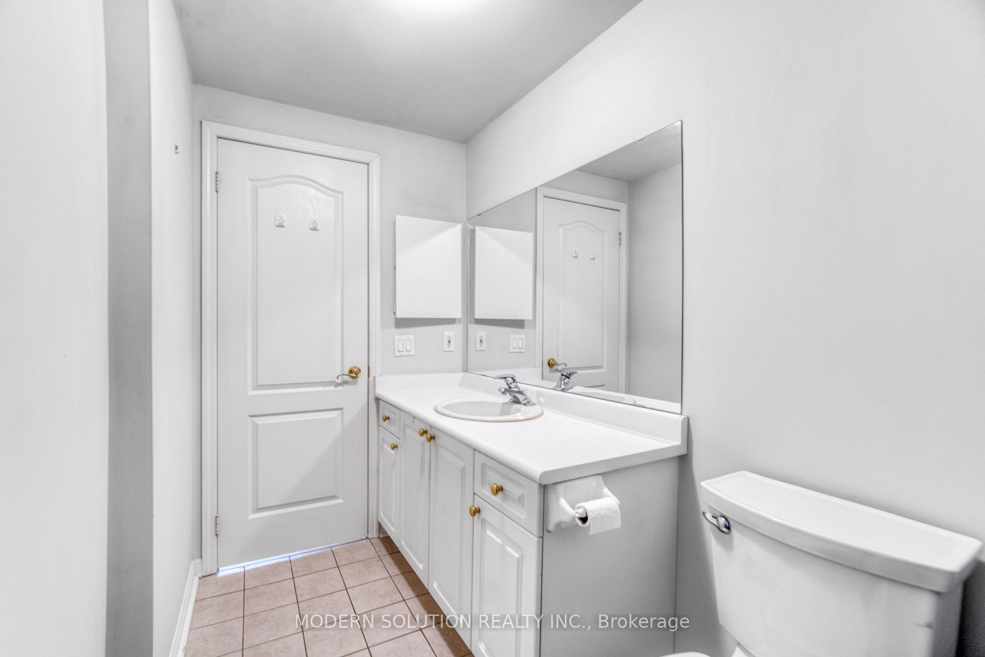 Photo 21 of Unit 111, 2506 Rutherford Road, Vaughan, Maple — HOMEH