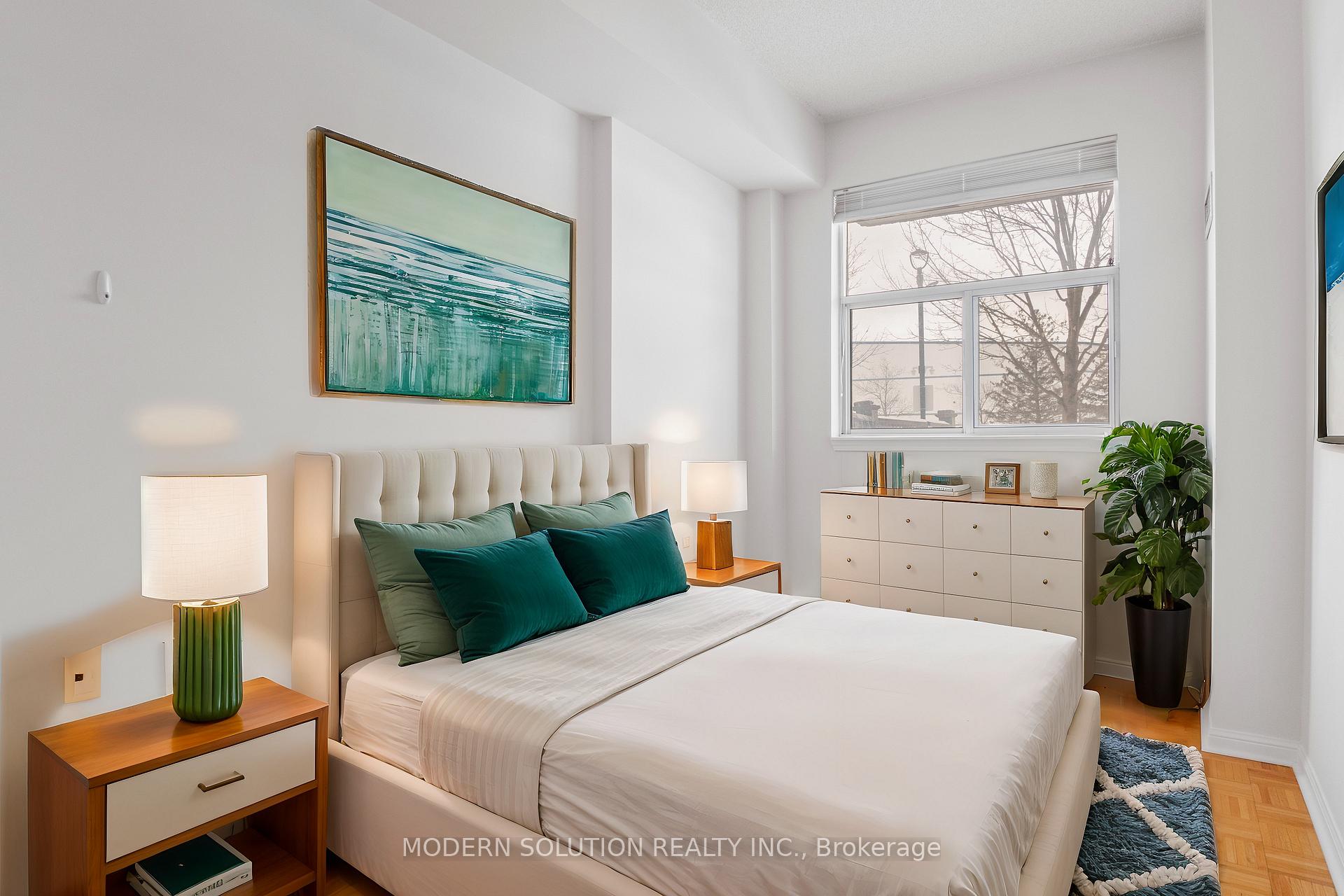 Photo 22 of Unit 111, 2506 Rutherford Road, Vaughan, Maple — HOMEH