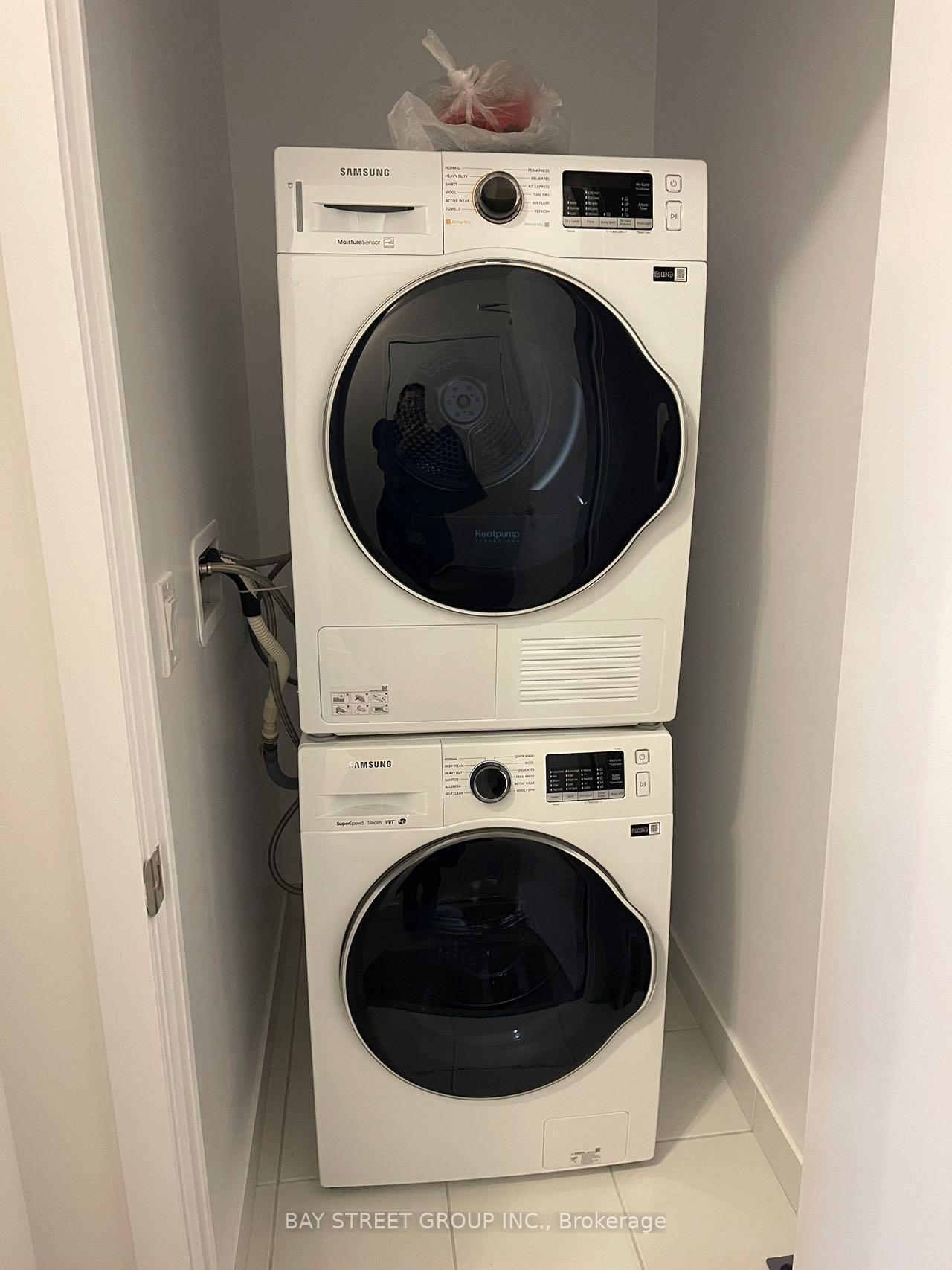 Photo 13 of Unit 910, 10 Honeycrisp Crescent, Vaughan, Vaughan Corporate Centre — HOMEH