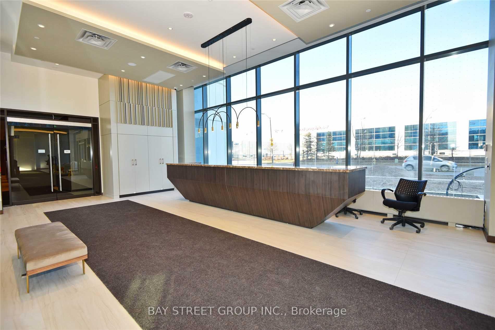 Photo 15 of Unit 910, 10 Honeycrisp Crescent, Vaughan, Vaughan Corporate Centre — HOMEH