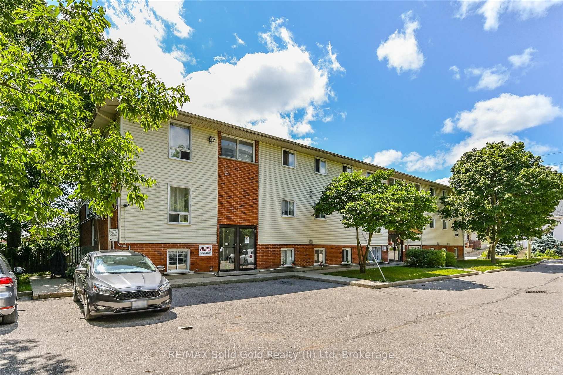 Photo 2 of Unit 12, 119 Cedar Street S, Kitchener — HOMEH