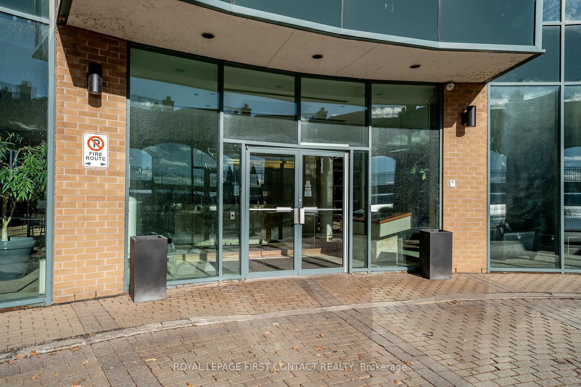 Photo 6 of Unit 711, 150 Dunlop Street E, Barrie, City Centre — HOMEH