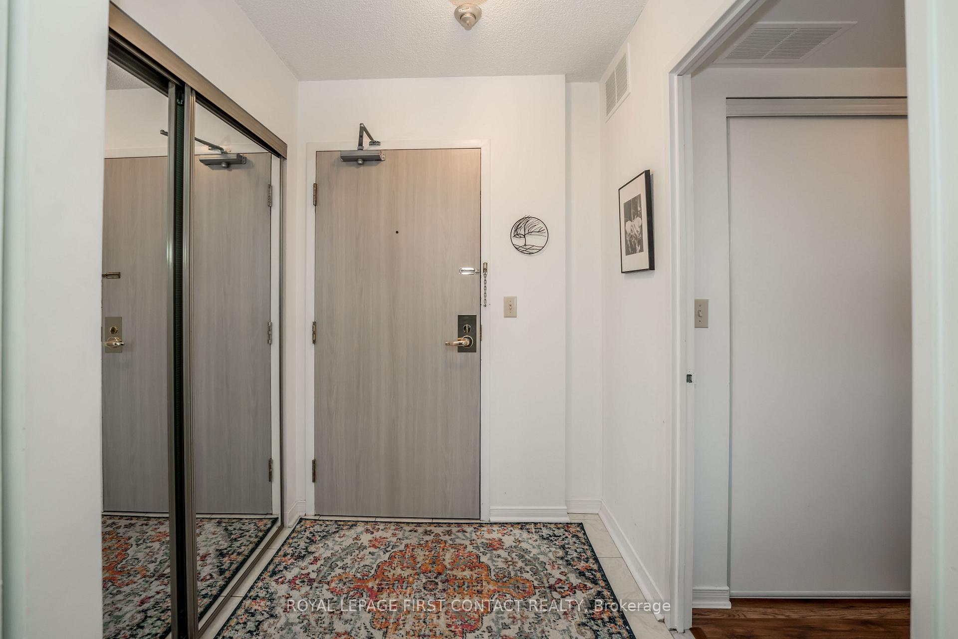 Photo 11 of Unit 711, 150 Dunlop Street E, Barrie, City Centre — HOMEH