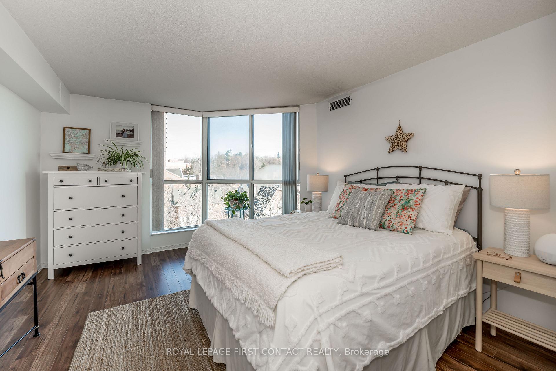 Photo 22 of Unit 711, 150 Dunlop Street E, Barrie, City Centre — HOMEH