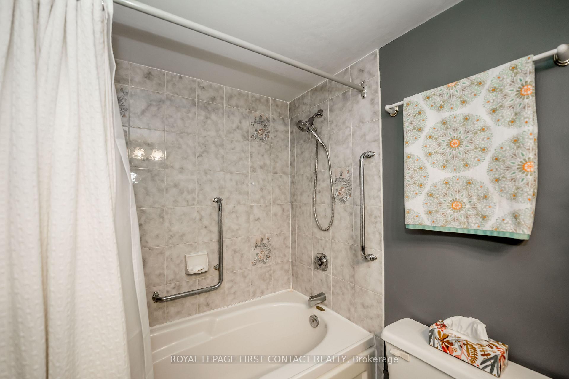Photo 24 of Unit 711, 150 Dunlop Street E, Barrie, City Centre — HOMEH