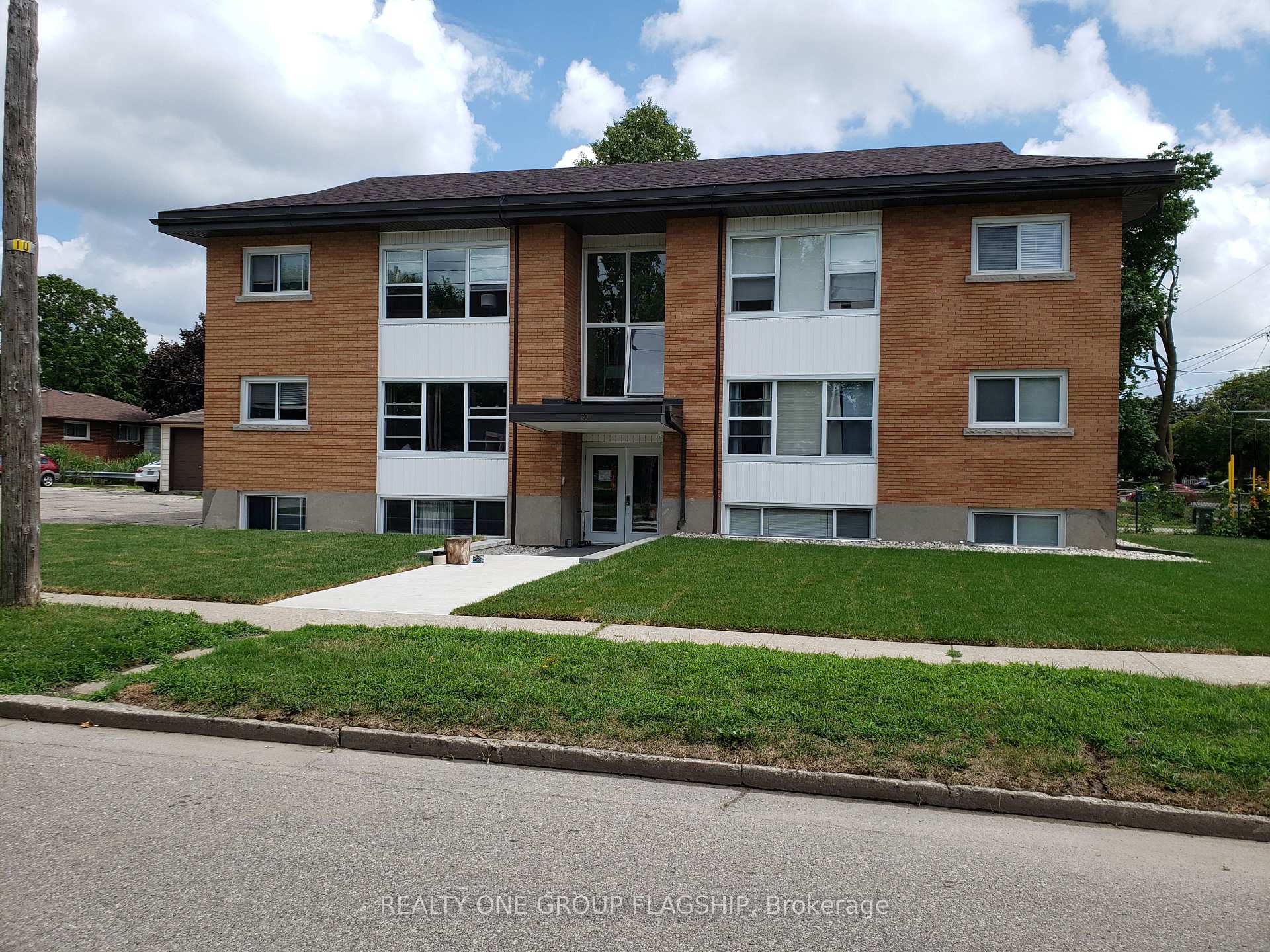 Photo 1 of Unit 3, 30 Drew Street, Guelph, Junction/Onward Willow — HOMEH