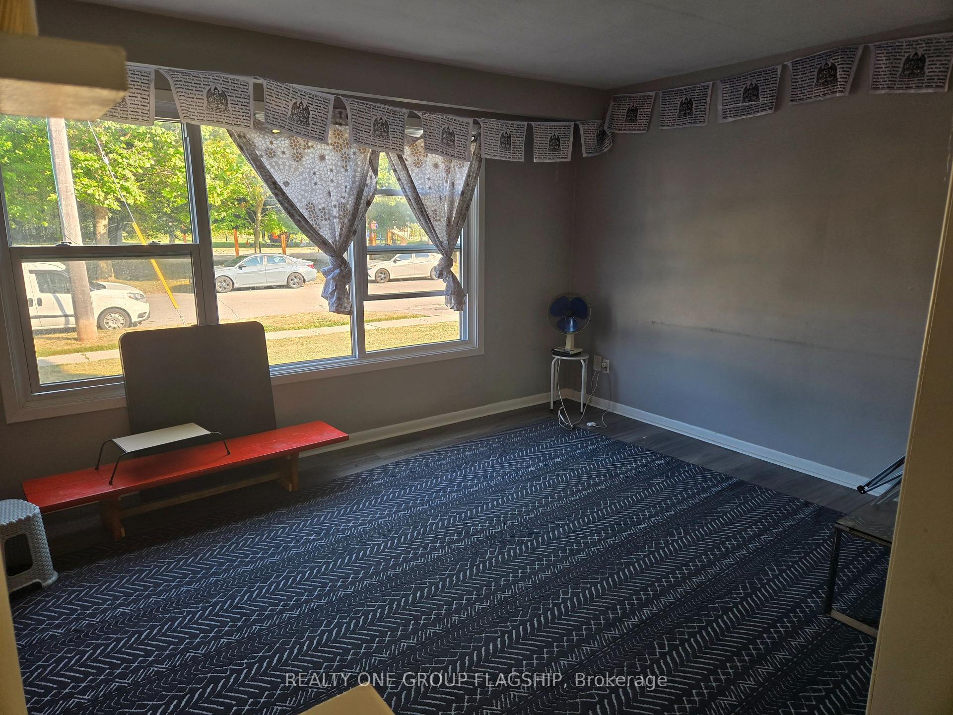 Photo 2 of Unit 3, 30 Drew Street, Guelph, Junction/Onward Willow — HOMEH