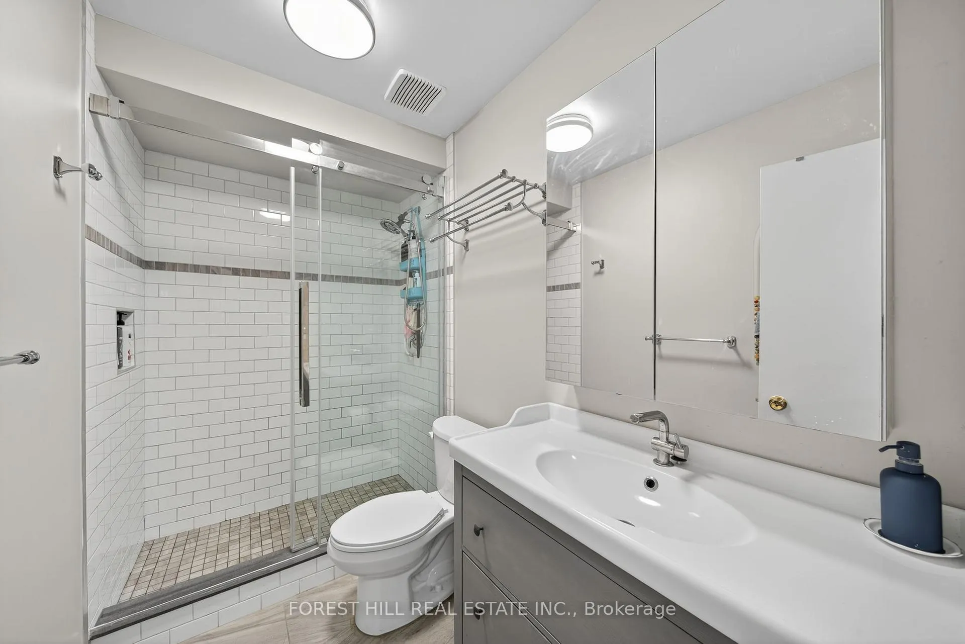 Photo 11 of Unit 4, 22 Meadow Lane, Barrie, Ardagh — HOMEH