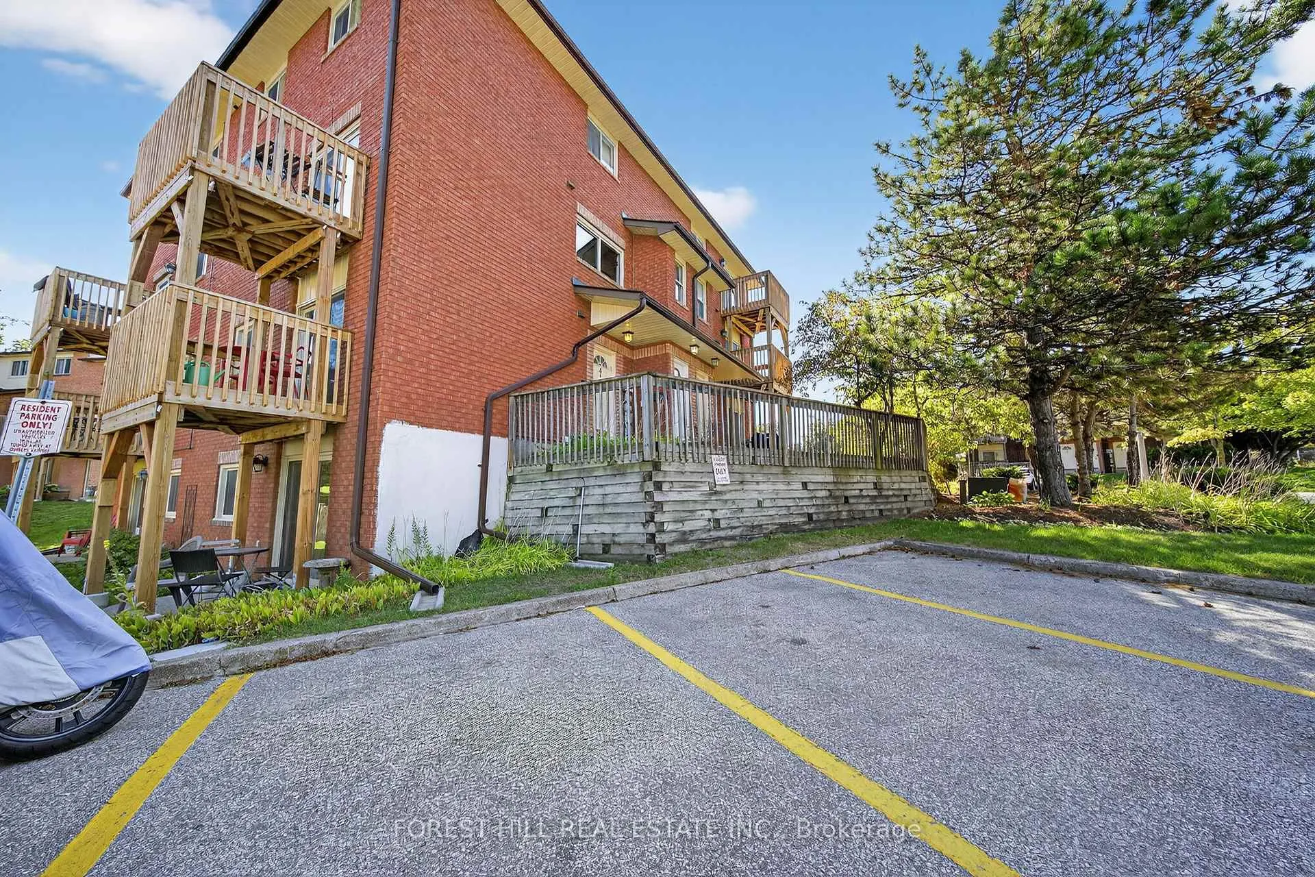 Photo 22 of Unit 4, 22 Meadow Lane, Barrie, Ardagh — HOMEH