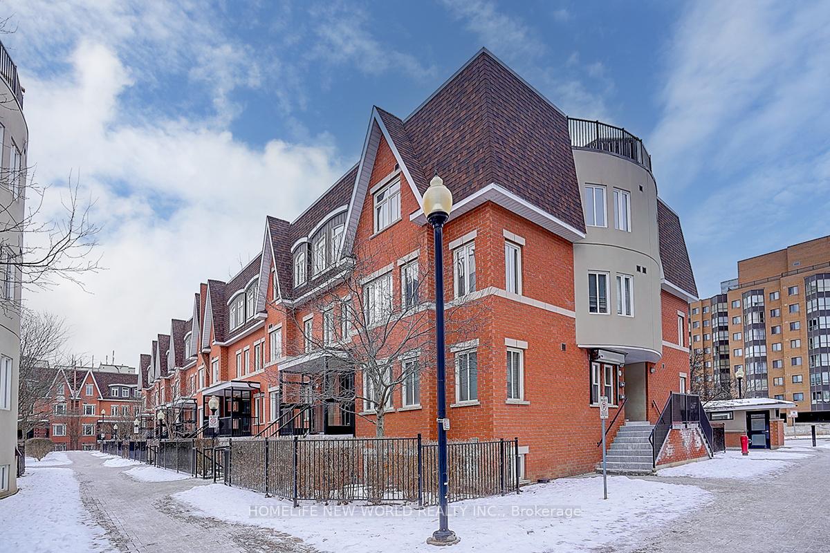 Front of Unit 255, 316 John Street