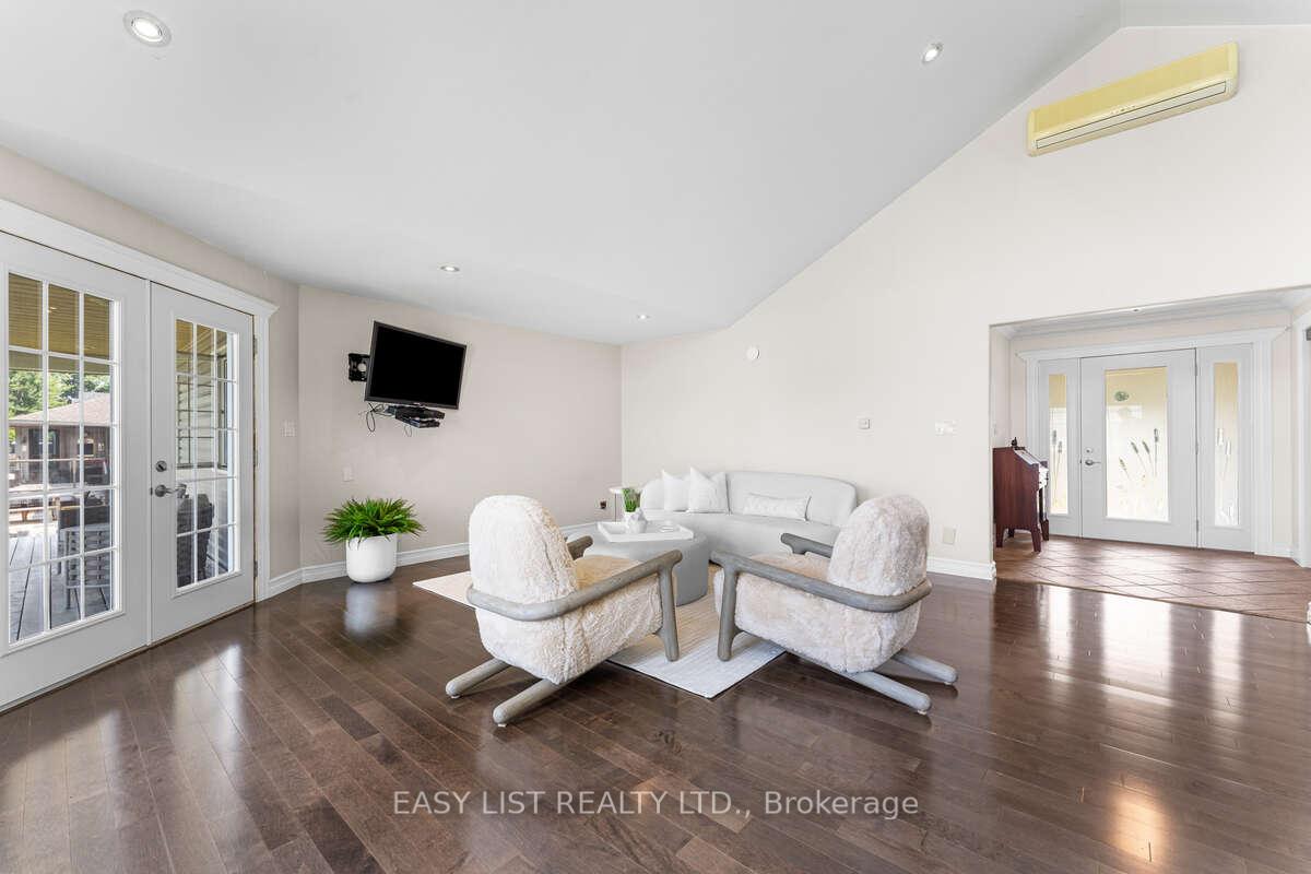 Photo 10 of 910 Bayview Drive, Ottawa, Constance Bay — HOMEH