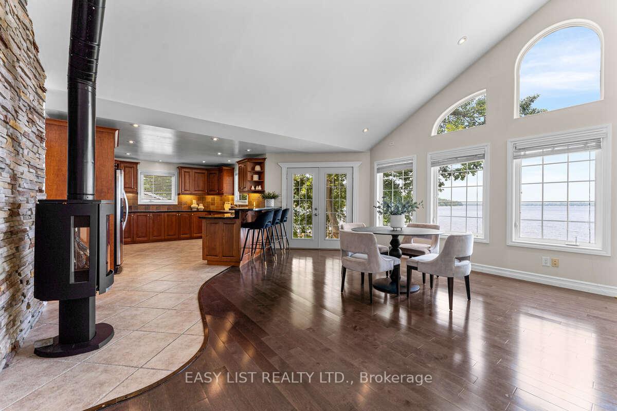 Photo 15 of 910 Bayview Drive, Ottawa, Constance Bay — HOMEH