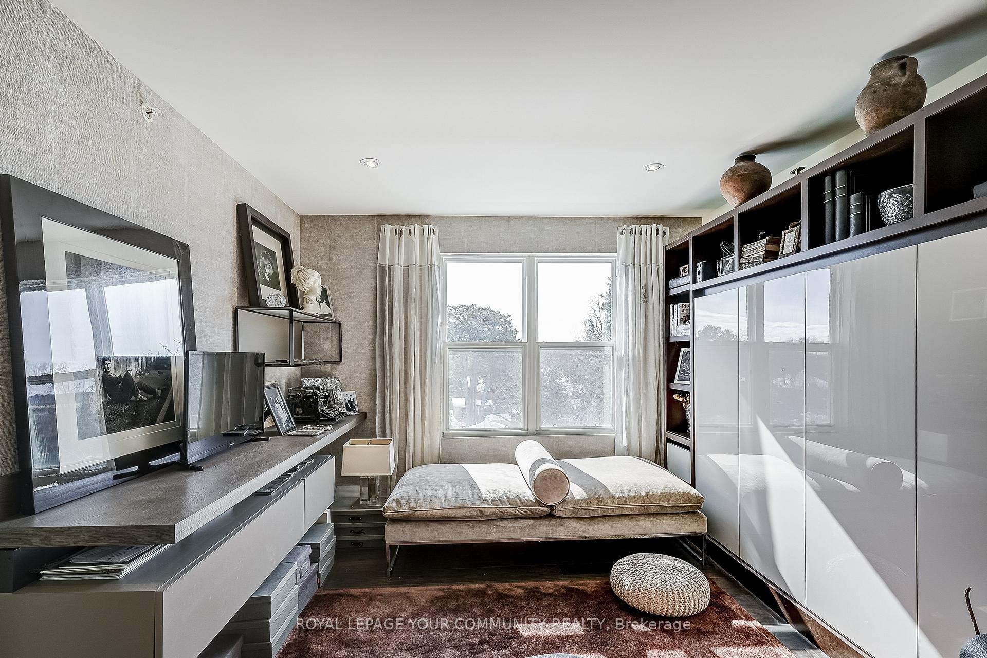 Photo 21 of Unit 402, 64 Wells Street, Aurora, Aurora Village — HOMEH